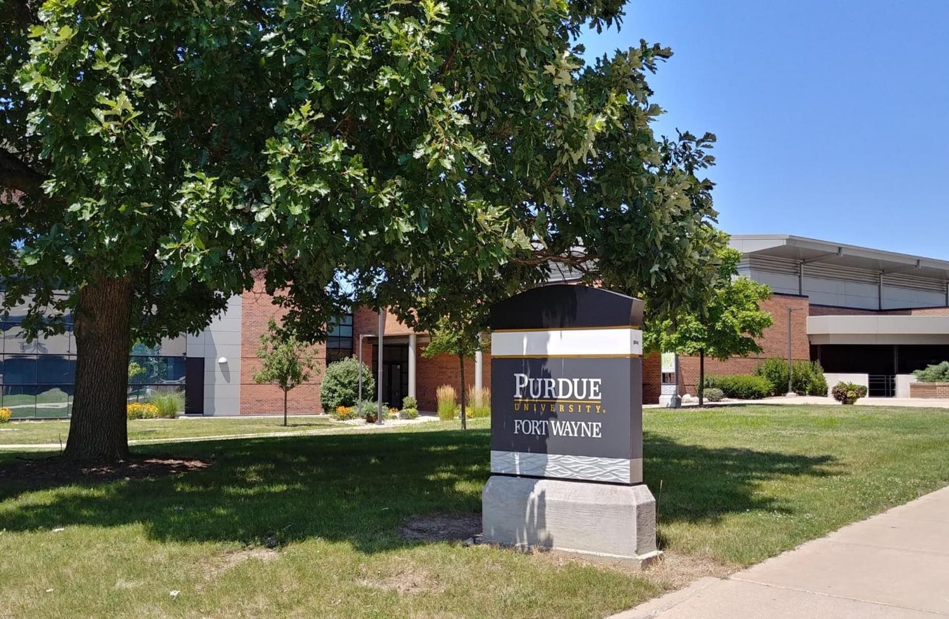Holiday Inn Purdue - Fort Wayne by IHG gallery photo in Fort Wayne, IN — image 26