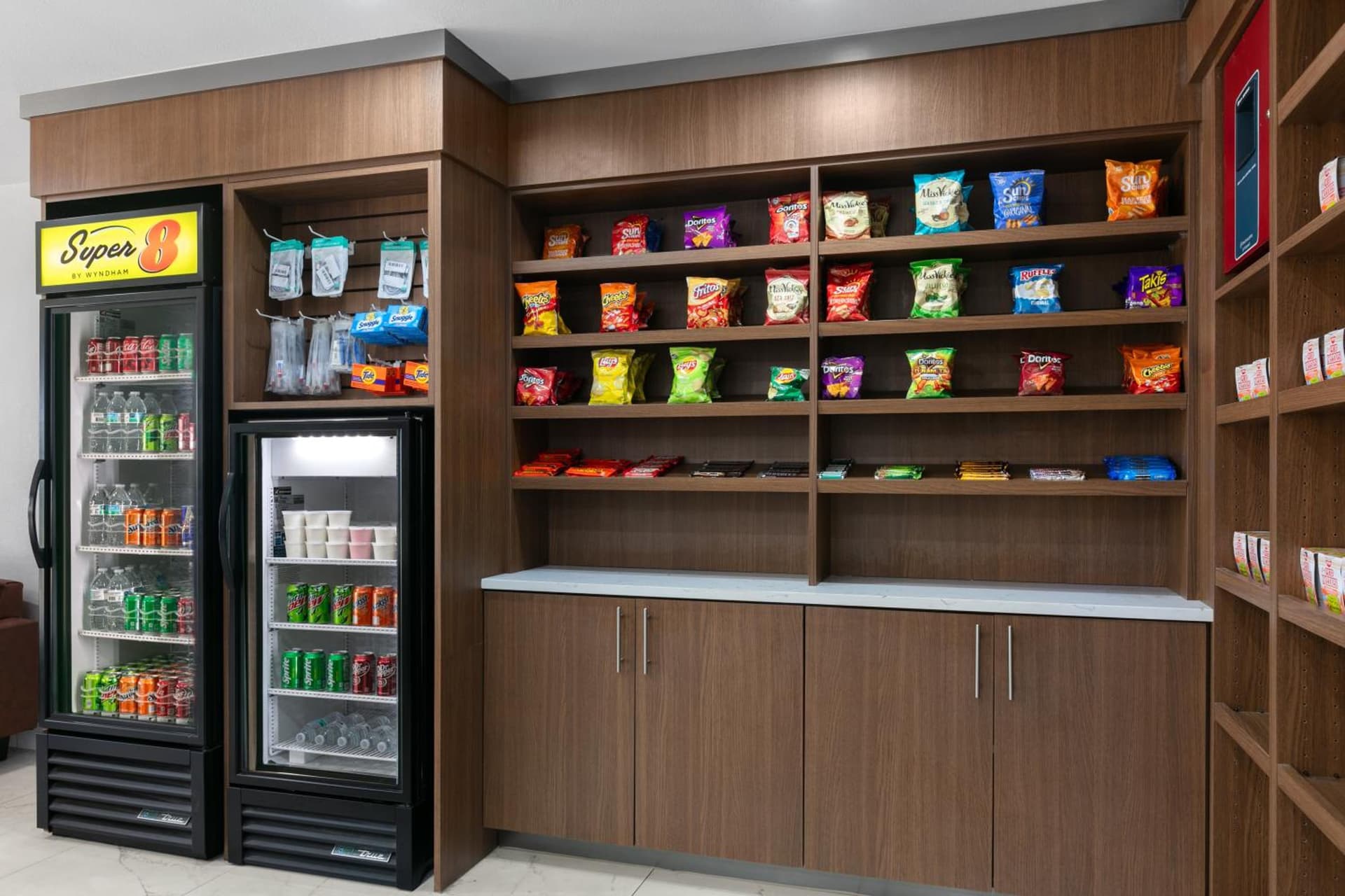 Super 8 by Wyndham Grapevine/DFW Airport Northwest gallery photo in Grapevine, TX — image 30