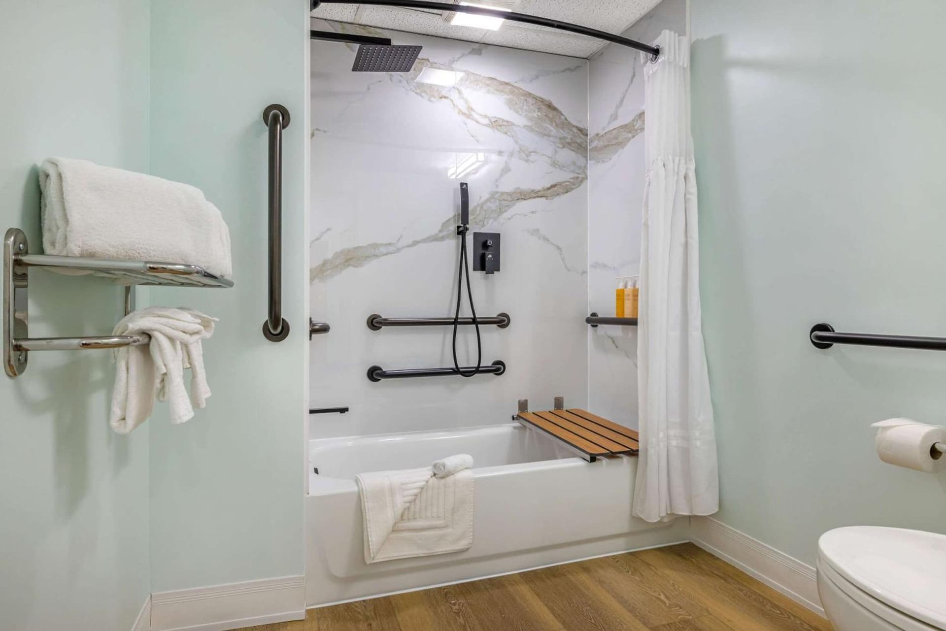 Quality Suites Downtown San Luis Obispo gallery photo in San Luis Obispo, CA — image 44