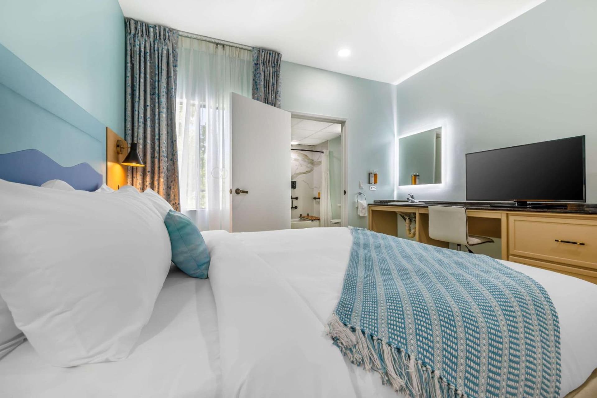 Quality Suites Downtown San Luis Obispo gallery photo in San Luis Obispo, CA — image 17