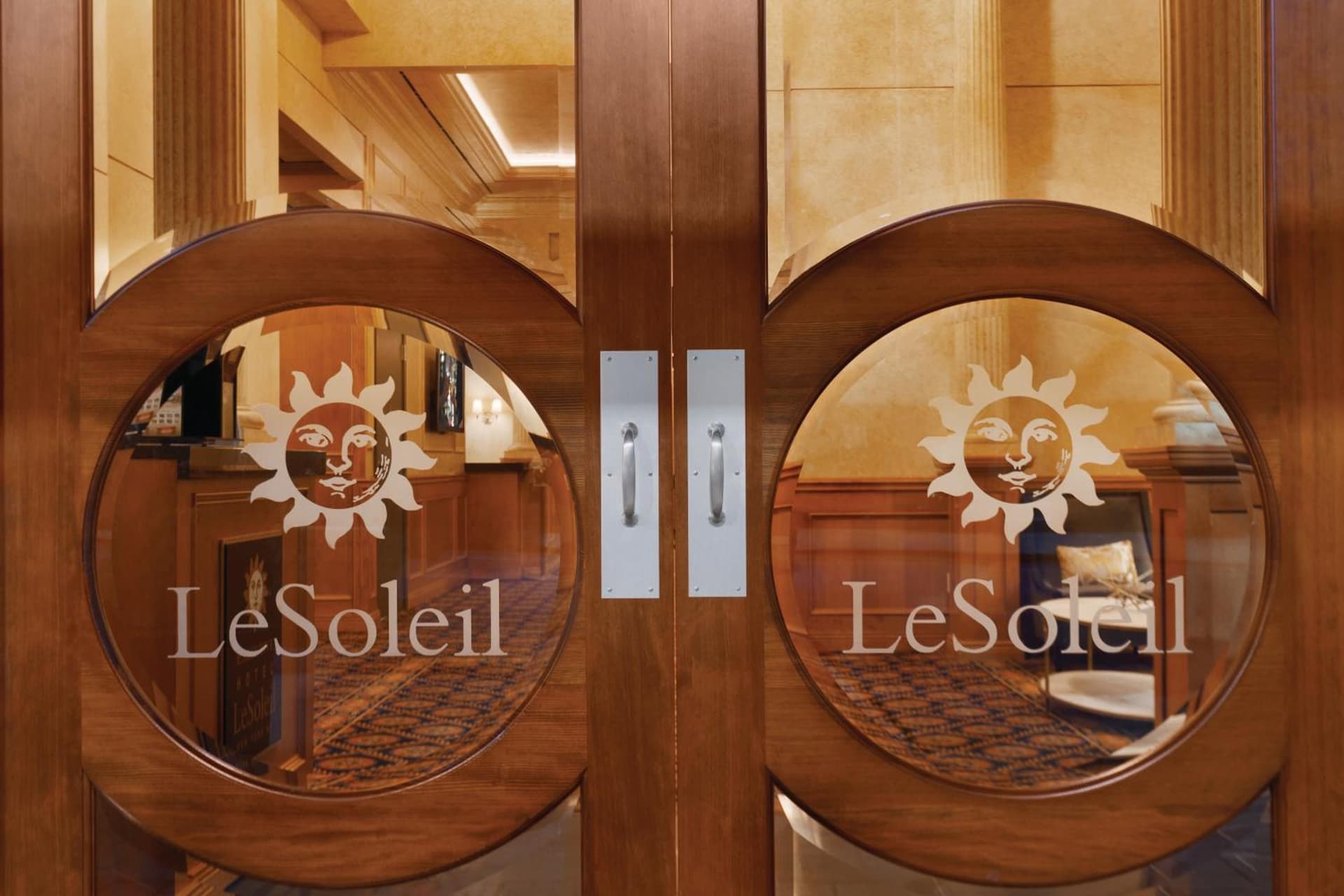 Executive Hotel Le Soleil New York gallery photo in New York, NY — image 56