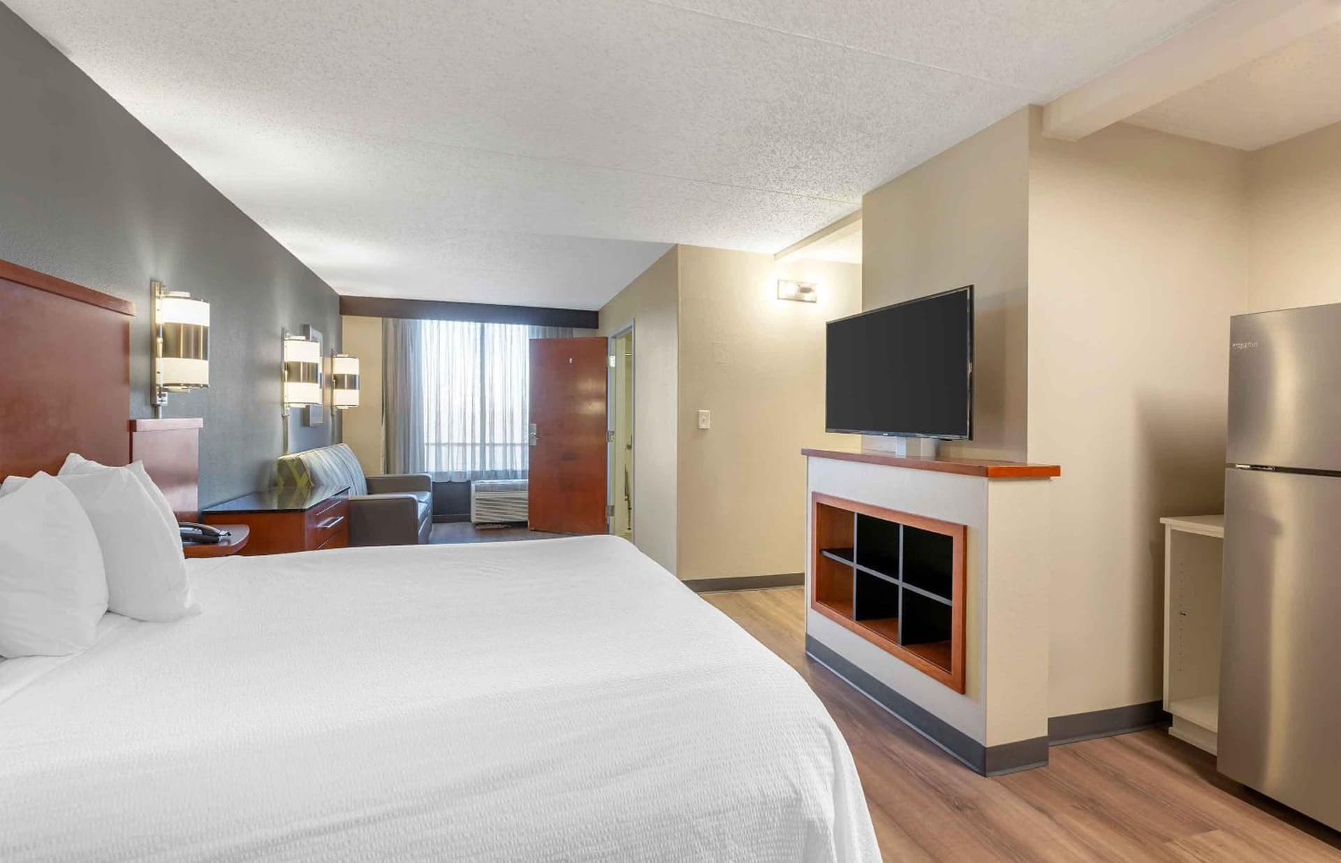 Extended Stay America Premier Suites - Cleveland - Independence gallery photo in Independence, OH — image 15