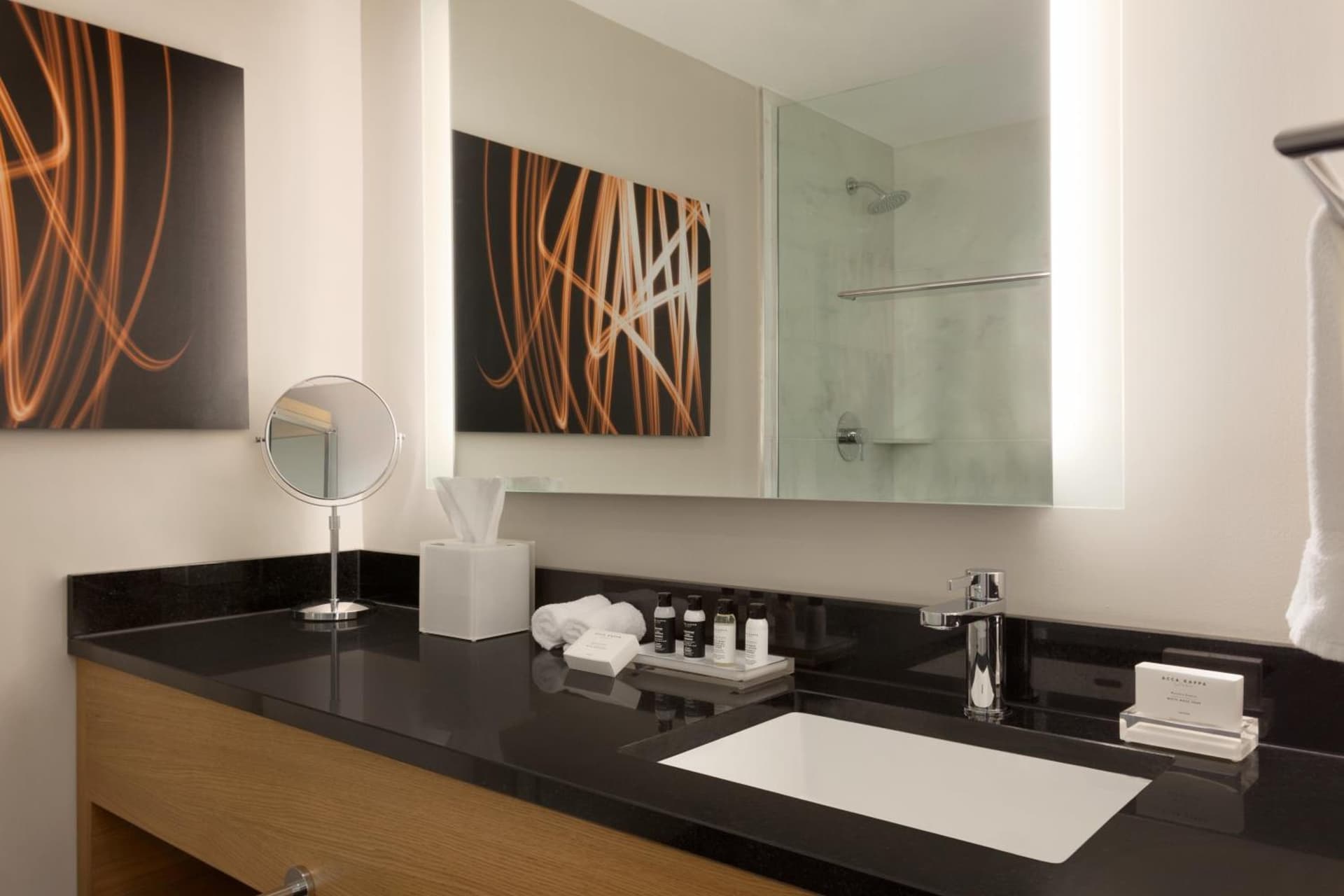 Executive Hotel Le Soleil New York gallery photo in New York, NY — image 15