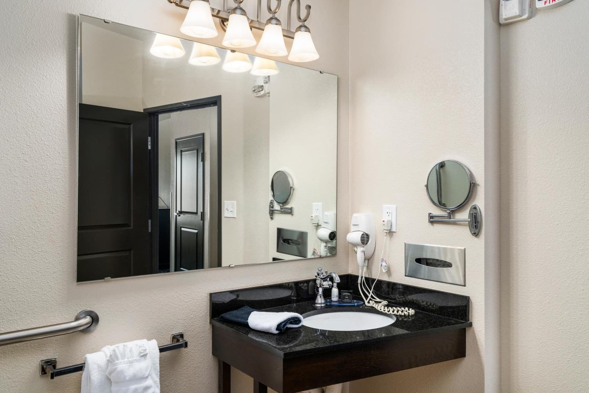 Park Point Marina Inn gallery photo in Duluth, MN — image 74
