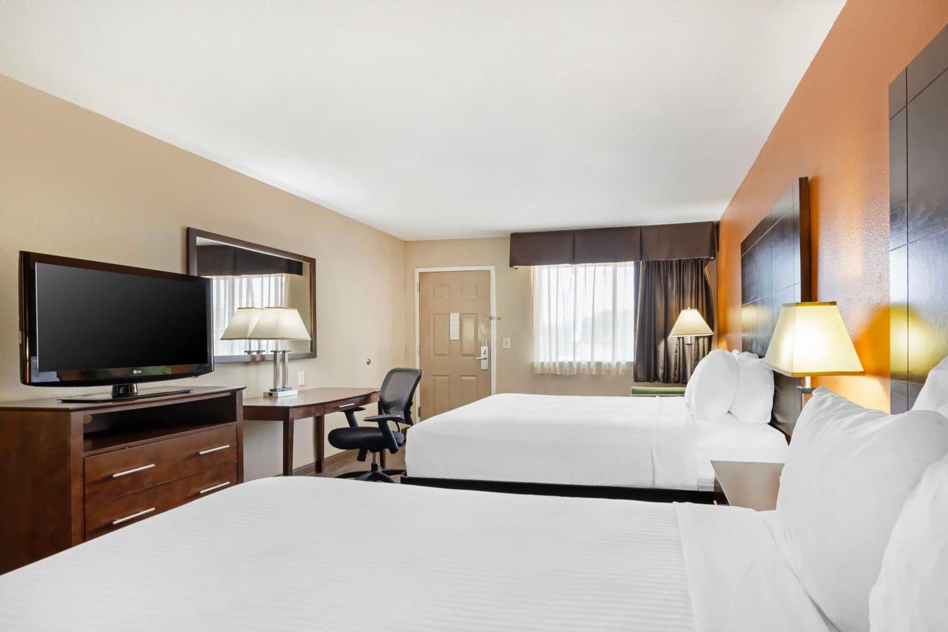 Best Western Inn & Suites New Braunfels gallery photo in New Braunfels, TX — image 6