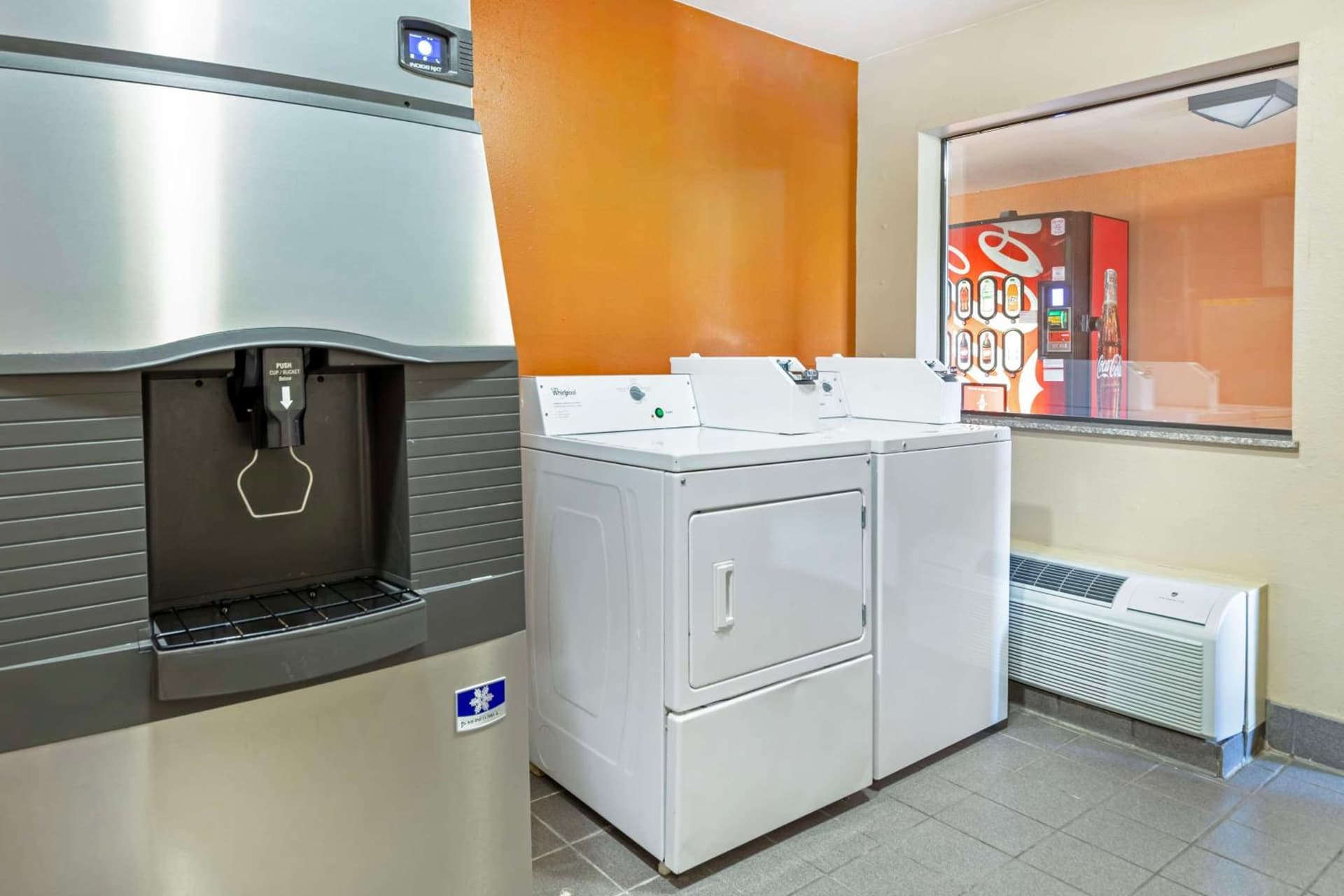 Best Western Inn & Suites New Braunfels gallery photo in New Braunfels, TX — image 11