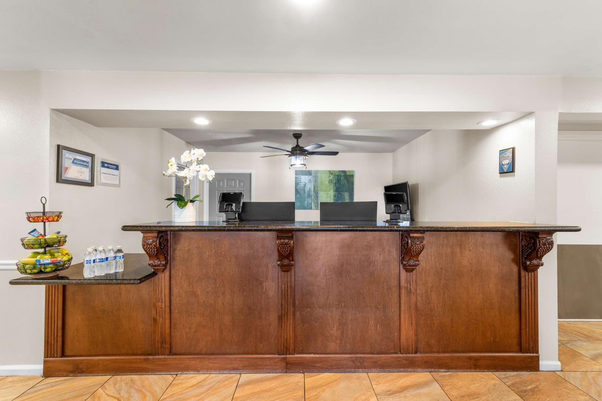 Best Western El Centro Inn property views in El Centro, CA — gallery photo 3