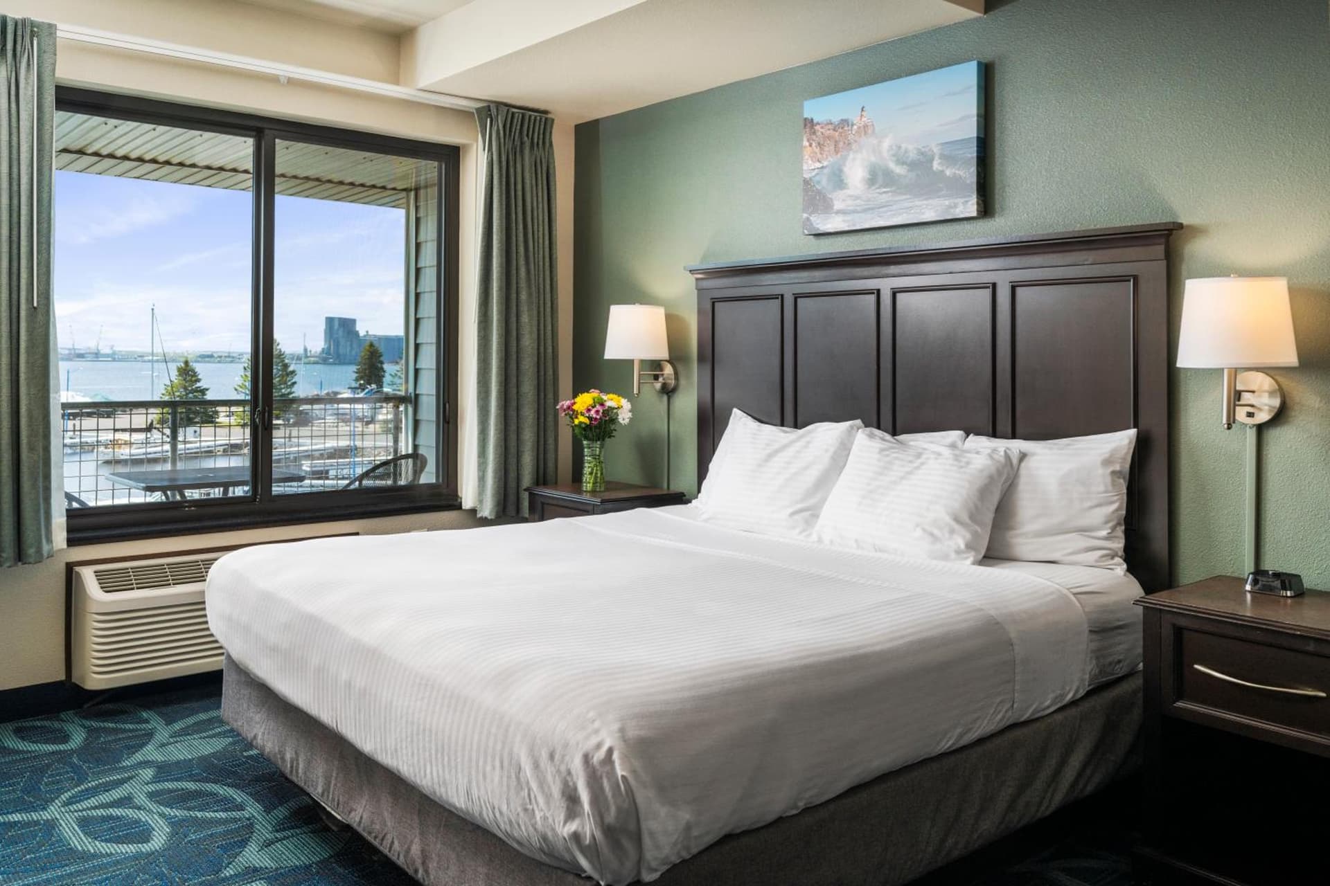 Park Point Marina Inn gallery photo in Duluth, MN — image 43