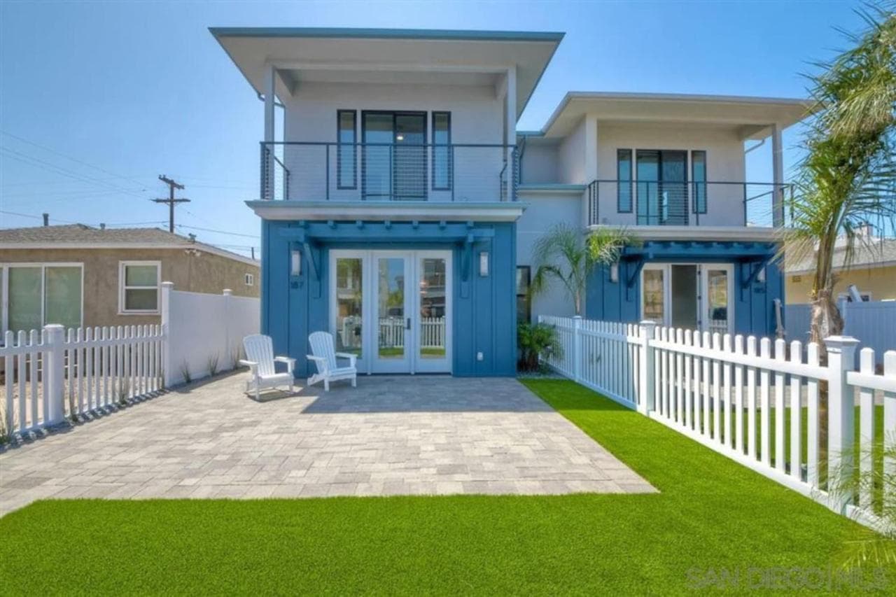 Ocean view 3-Bedroom just steps from the sand featured exterior or lobby in Imperial Beach, CA — similar hotel