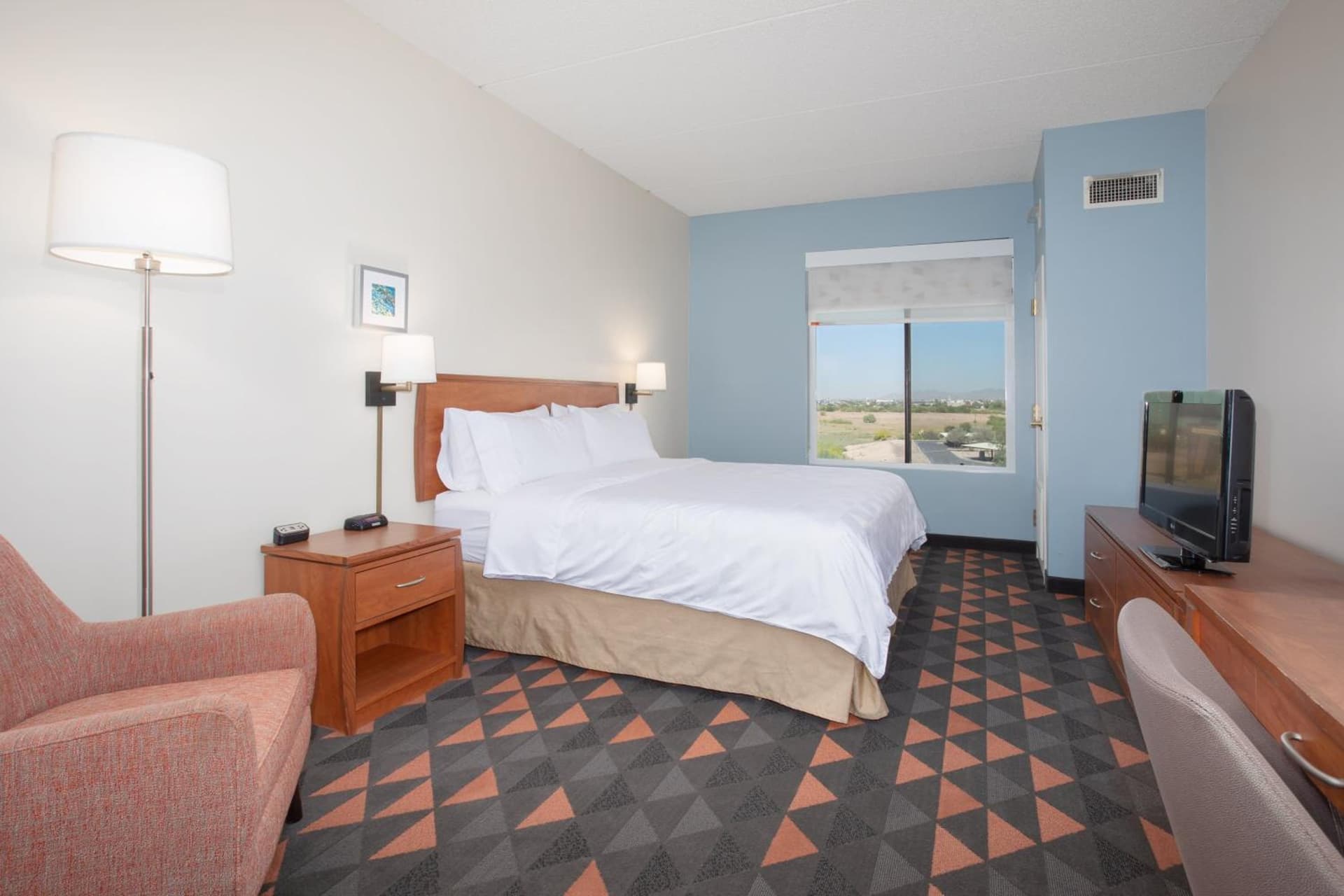 Holiday Inn & Suites Goodyear - West Phoenix Area by IHG gallery photo in Goodyear, AZ — image 25