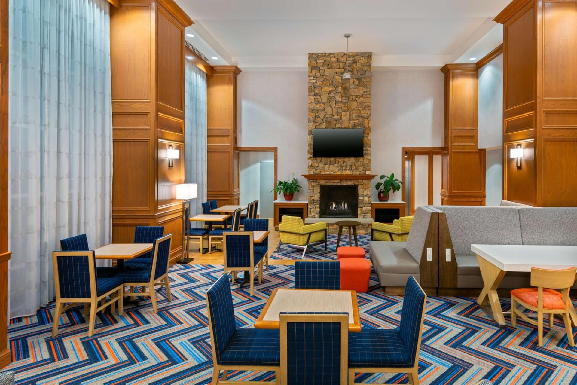 Hampton Inn & Suites Murfreesboro gallery photo in Murfreesboro, TN — image 13