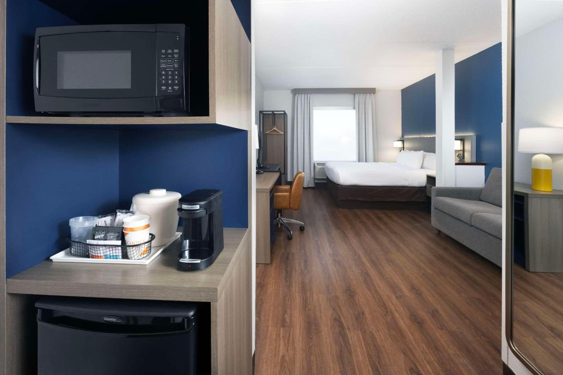 Comfort Suites Outlet Center gallery photo in Asheville, NC — image 27