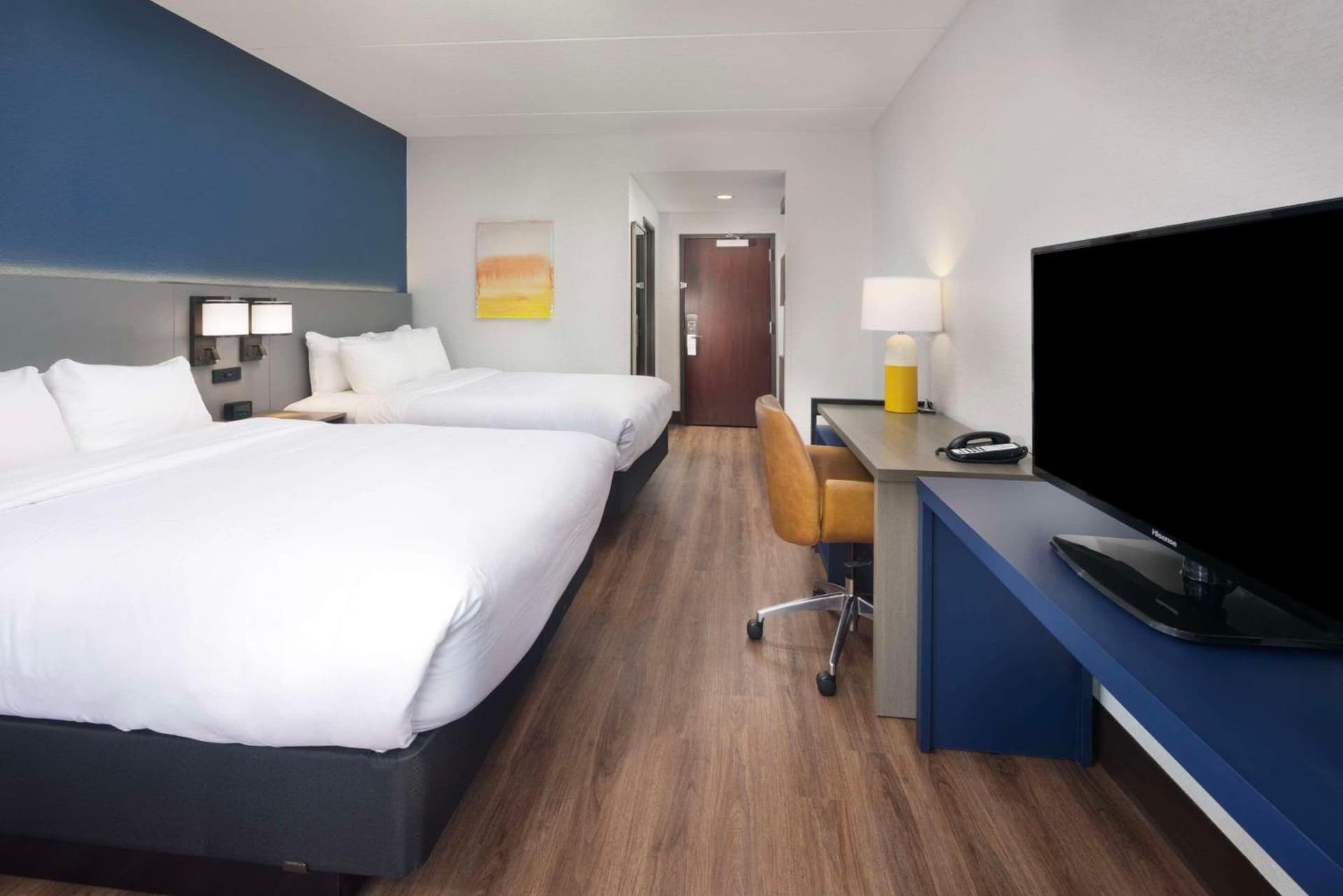 Comfort Suites Outlet Center interior in Asheville, NC — gallery photo 2