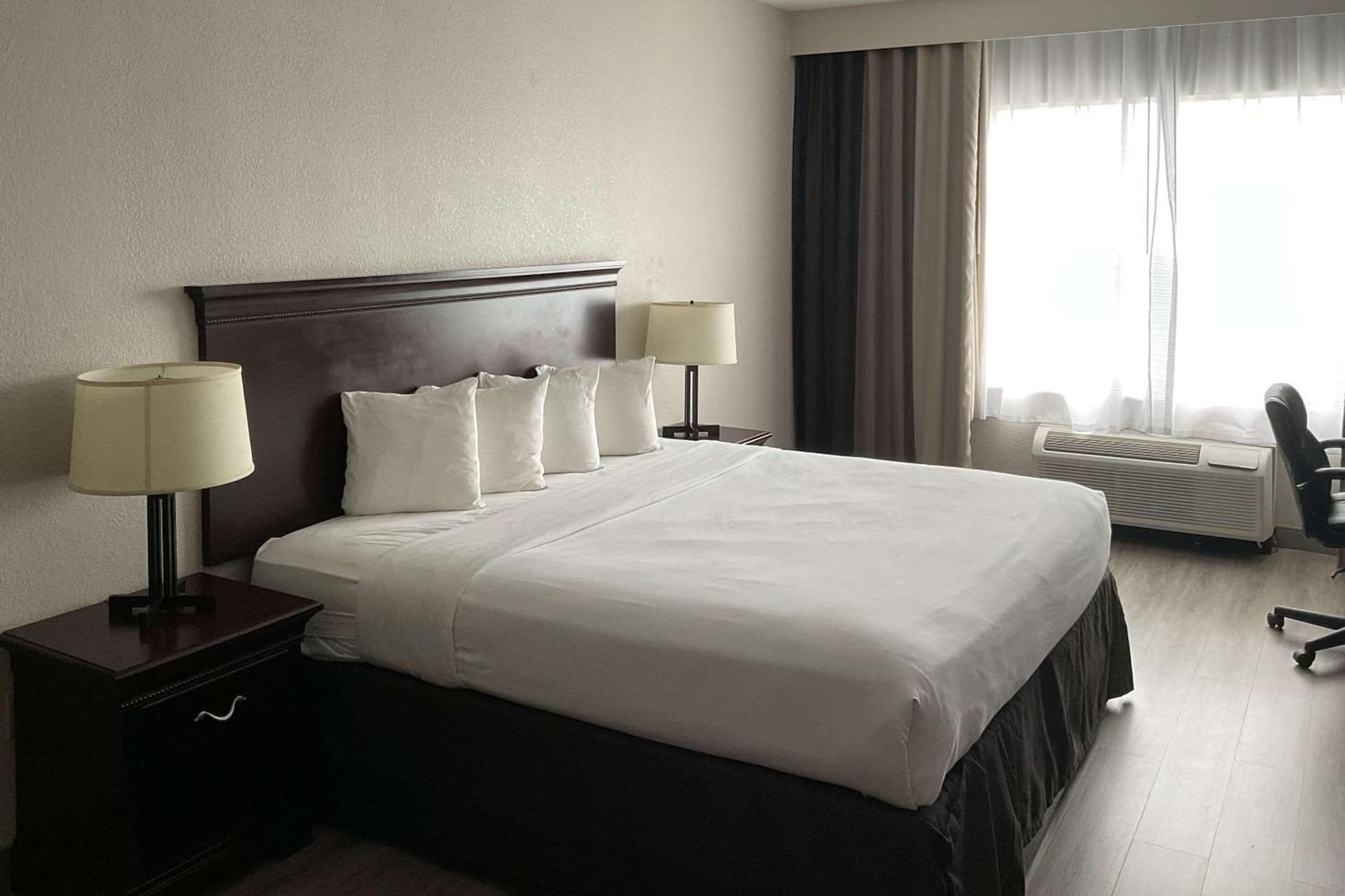 Country Inn & Suites by Radisson, Tallahassee-University Area, FL gallery photo in Tallahassee, FL — image 16