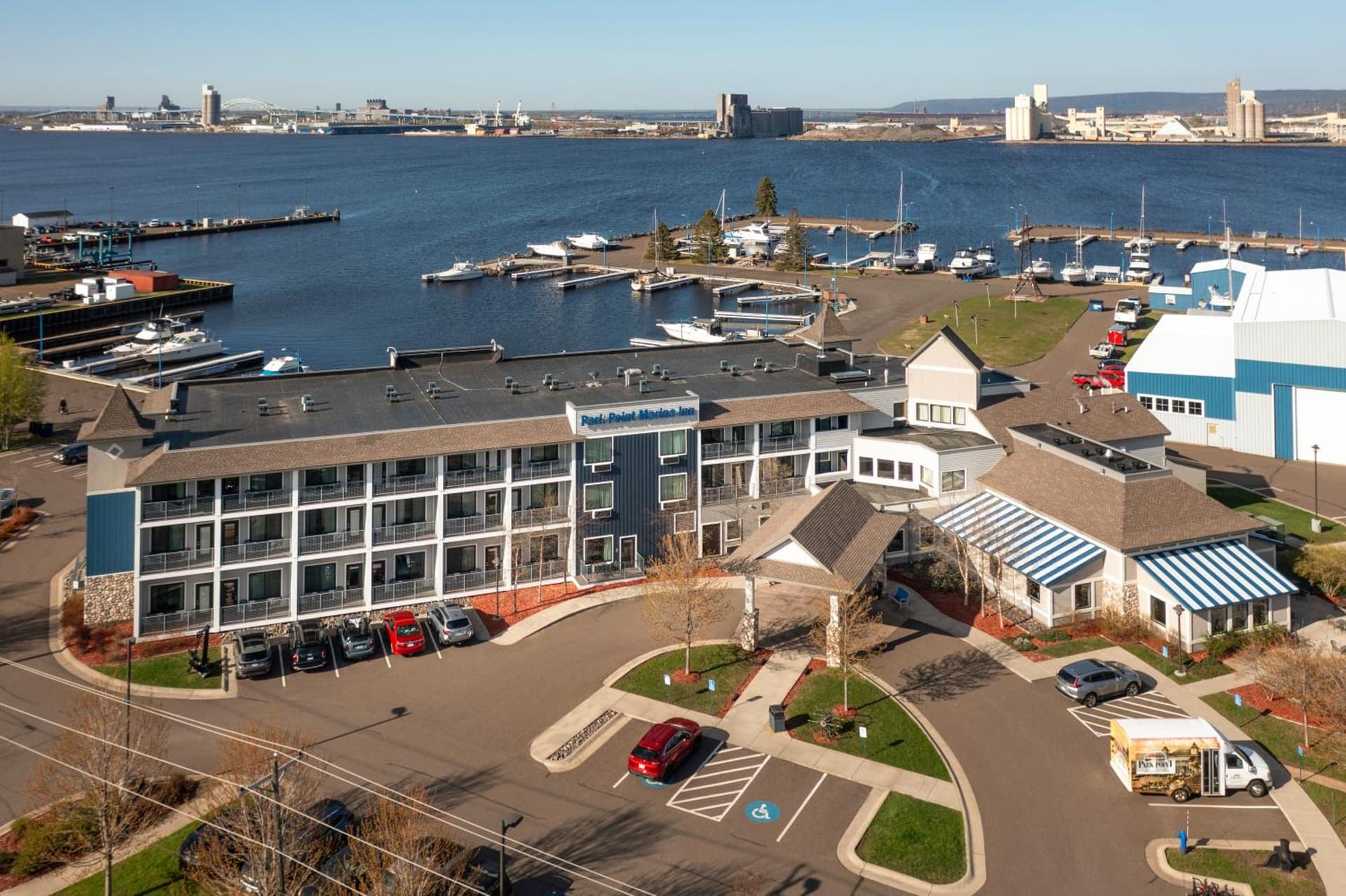 Park Point Marina Inn gallery photo in Duluth, MN — image 54