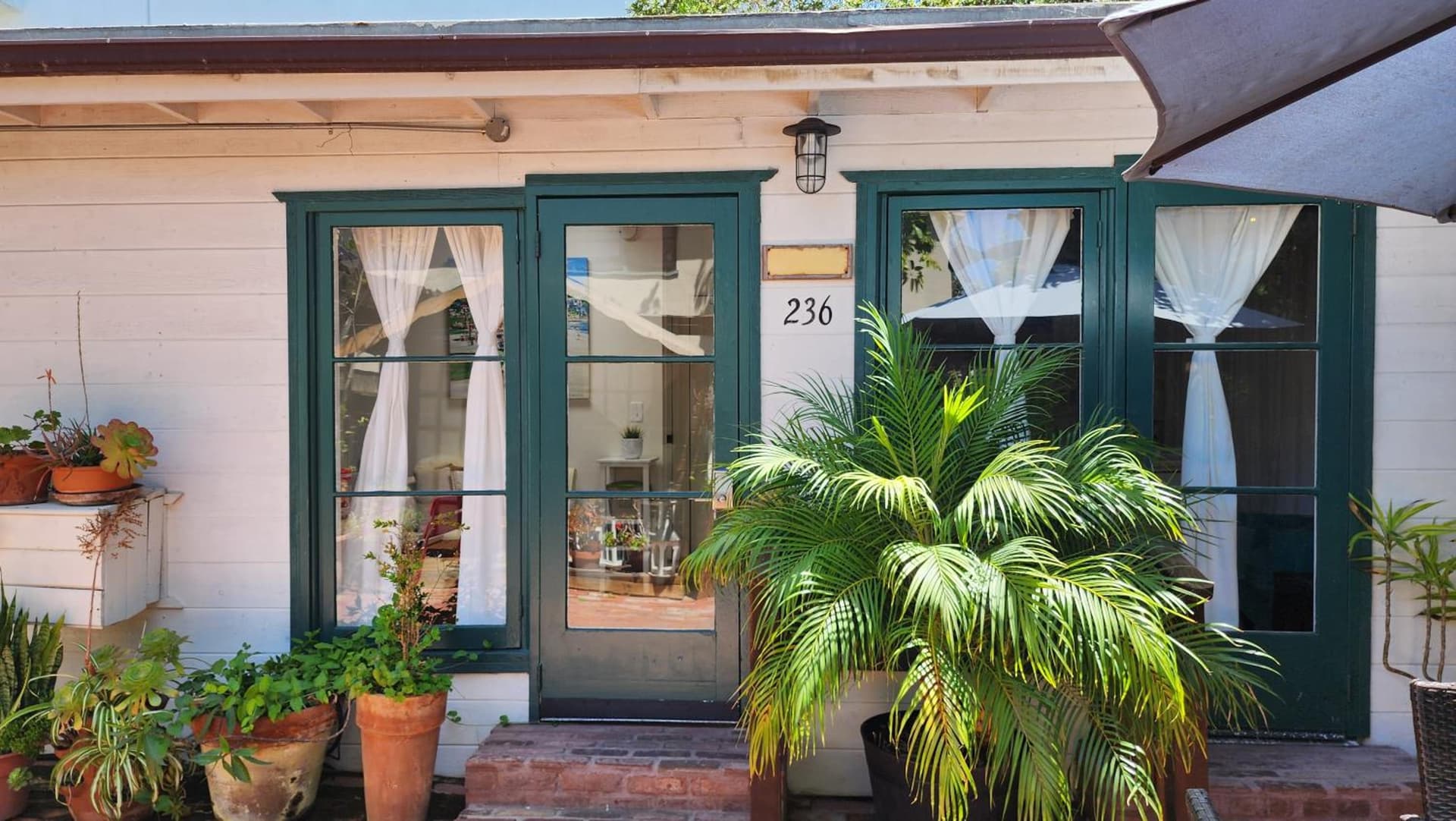 Redwood Hollow Cottages featured exterior or lobby in San Diego, CA — similar hotel