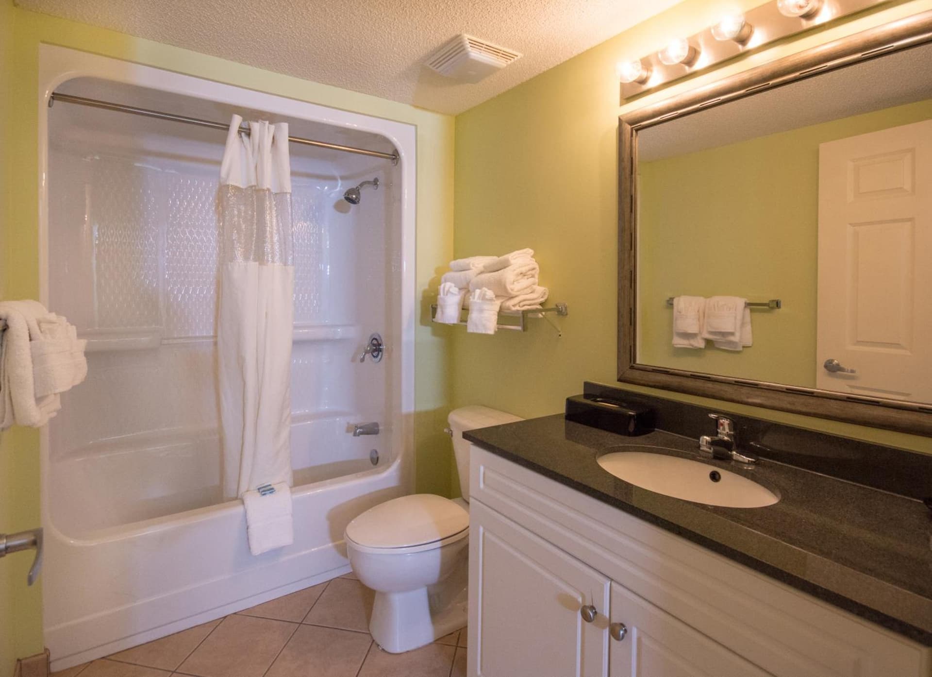 Caribbean Resort Myrtle Beach gallery photo in Myrtle Beach, SC — image 69