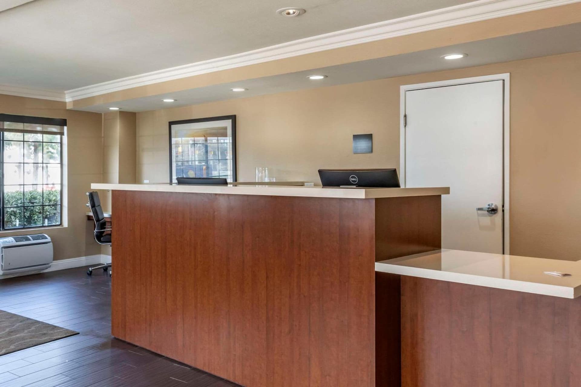 Comfort Inn & Suites Ventura Beach gallery photo in Ventura, CA — image 19