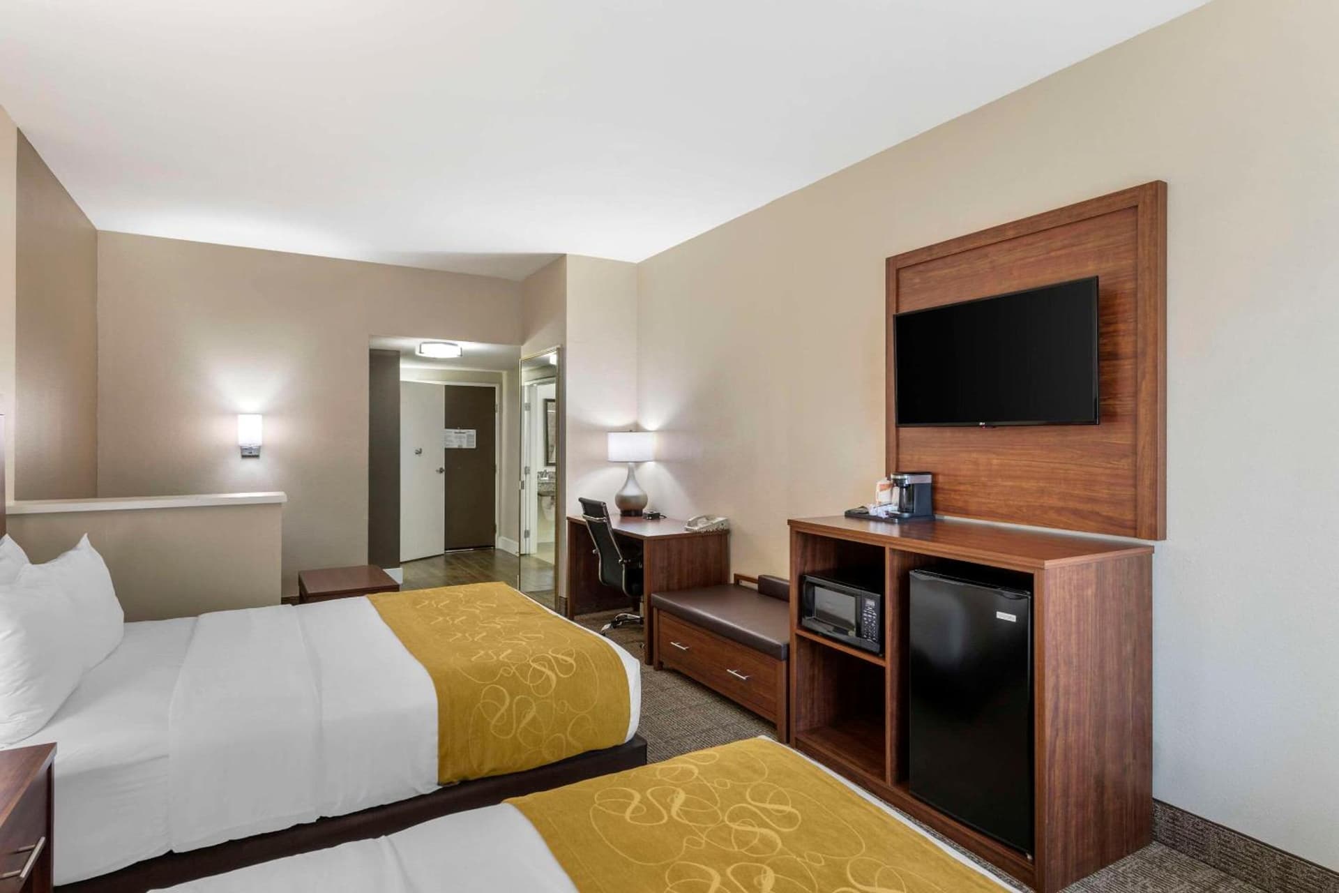 Comfort Suites Tulare Sequoia Gateway gallery photo in Tulare, CA — image 55