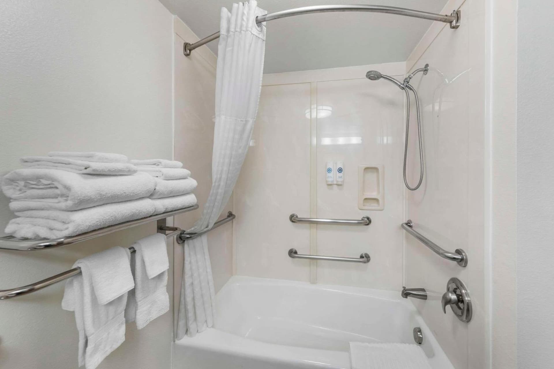 Comfort Suites Tulare Sequoia Gateway gallery photo in Tulare, CA — image 23