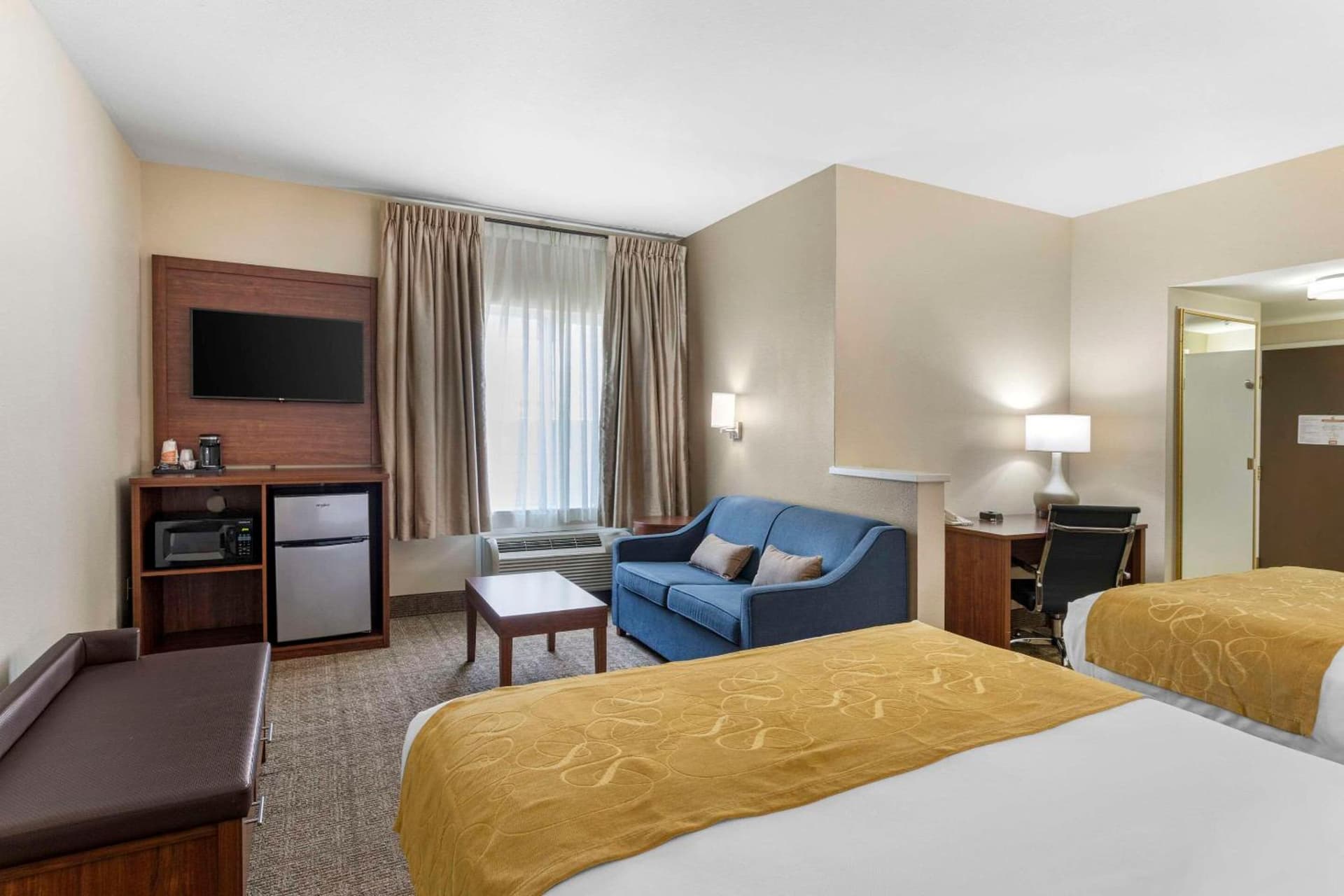 Comfort Suites Tulare Sequoia Gateway gallery photo in Tulare, CA — image 37