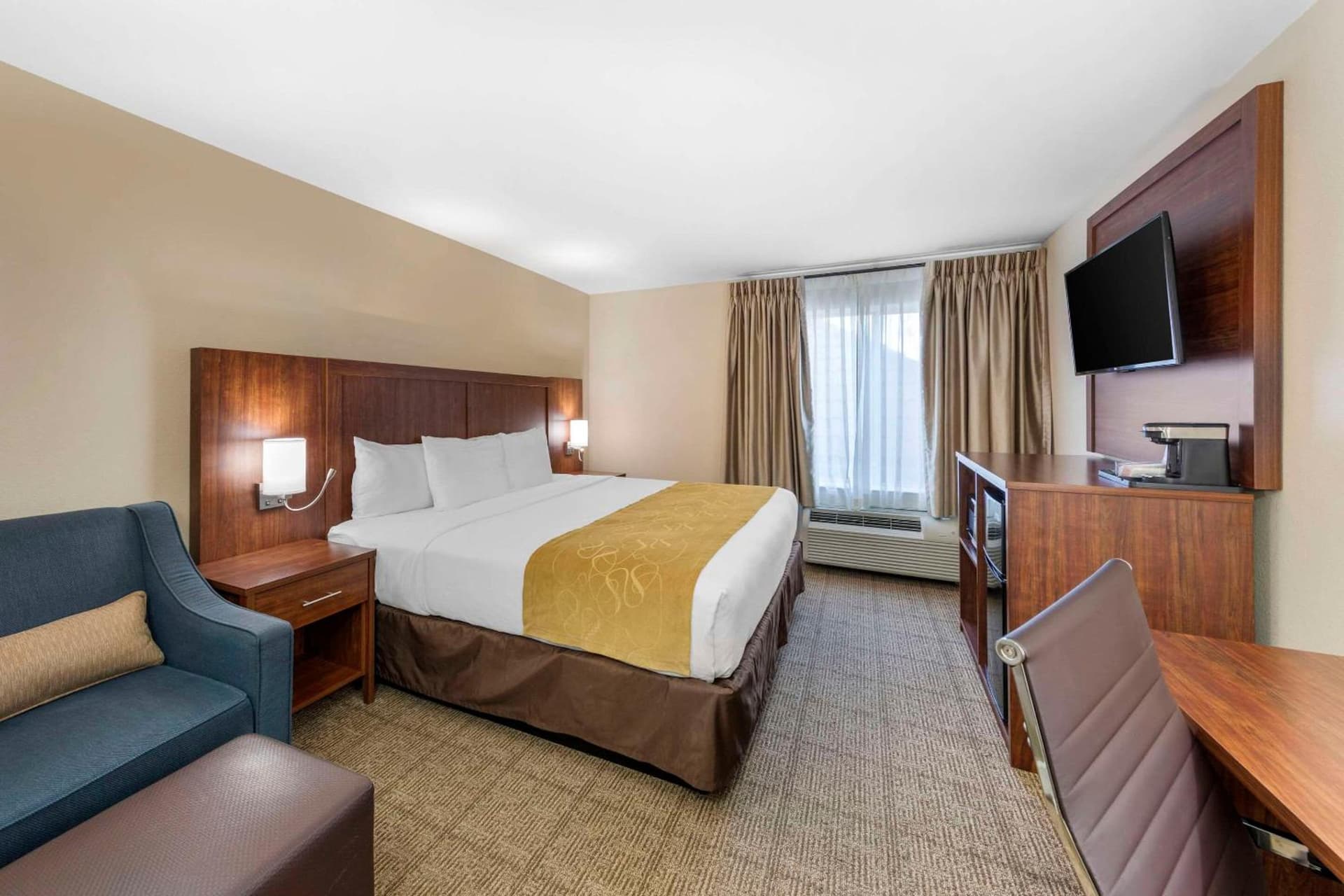 Comfort Suites Tulare Sequoia Gateway gallery photo in Tulare, CA — image 13