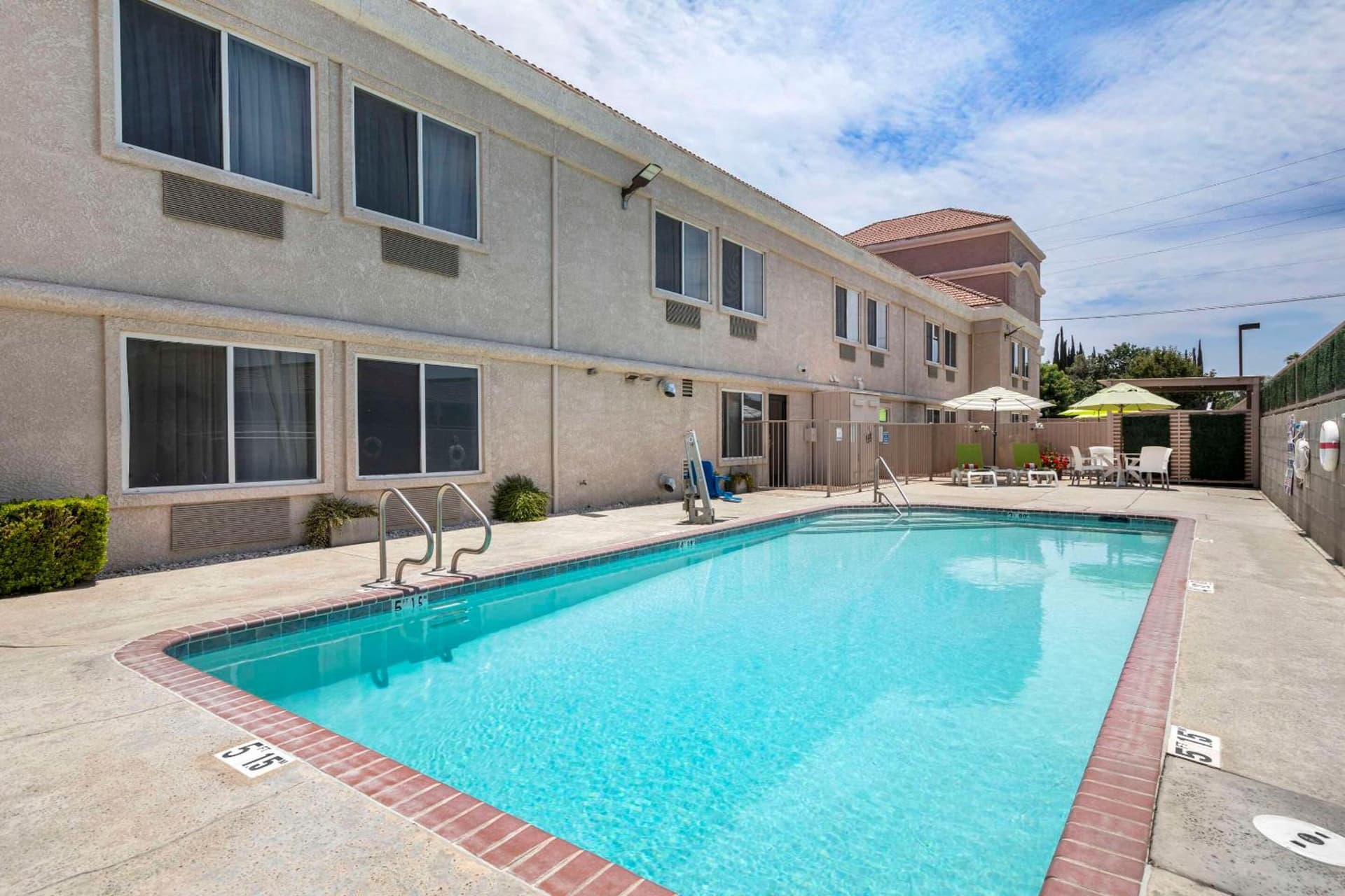 Comfort Suites Tulare Sequoia Gateway gallery photo in Tulare, CA — image 38