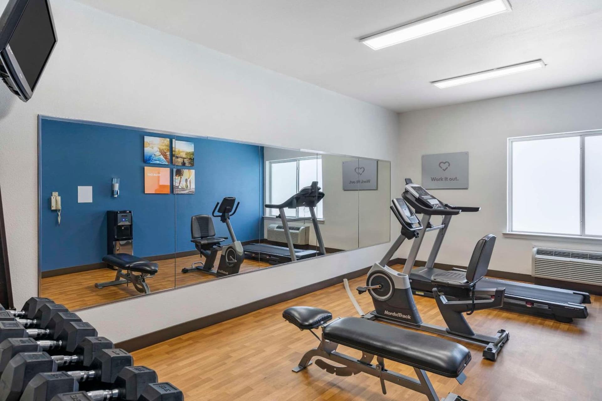 Comfort Suites Tulare Sequoia Gateway gallery photo in Tulare, CA — image 44