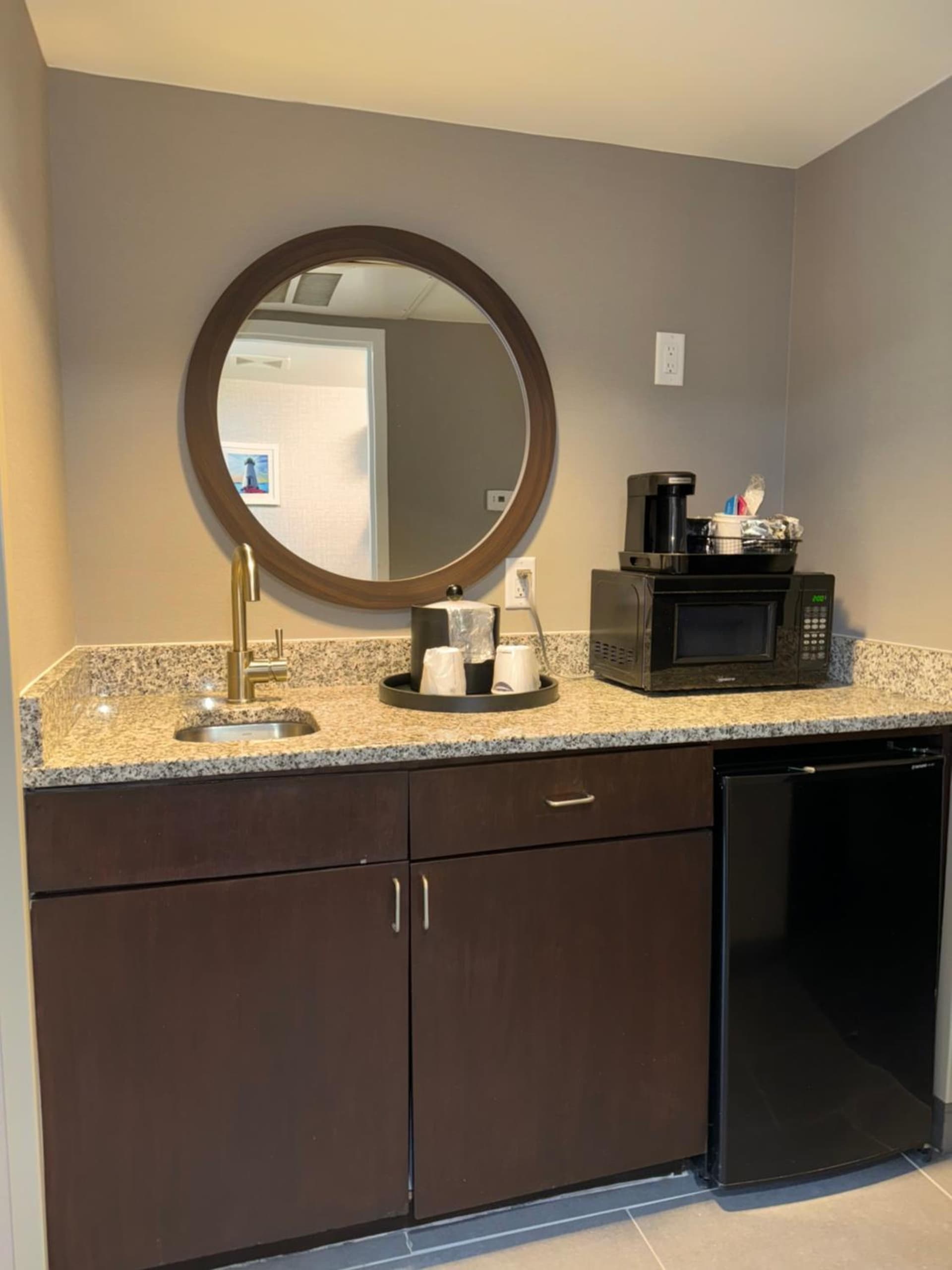 Hampton Inn New Bedford/Fairhaven gallery photo in Fairhaven — image 45