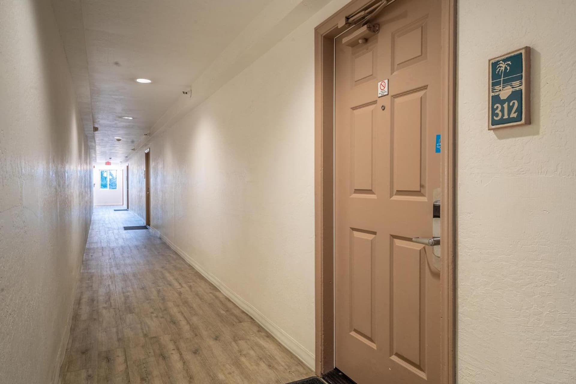 Southern California Beach Club gallery photo in Oceanside, CA — image 9