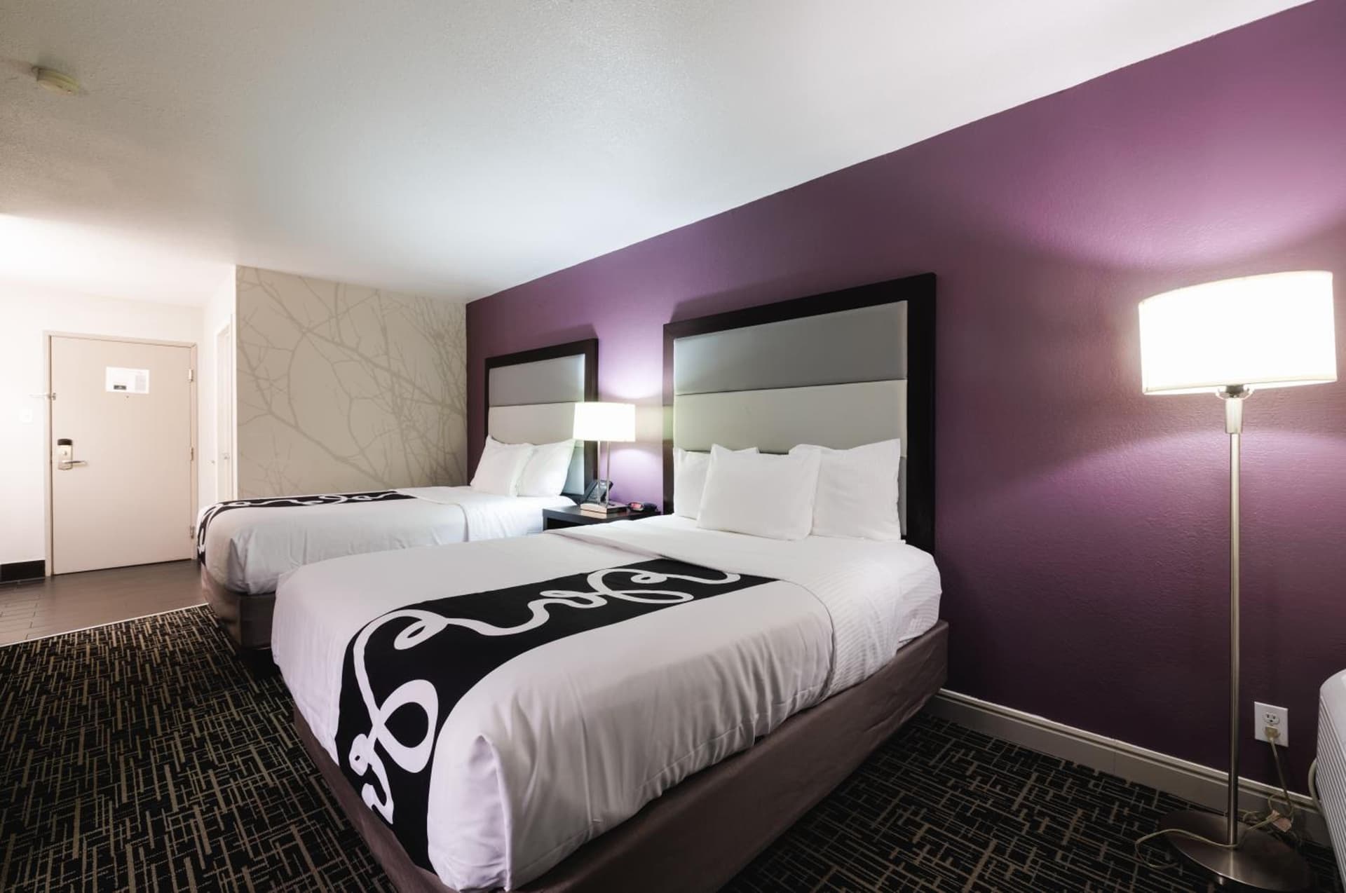 La Quinta Inn & Suites by Wyndham Fort Collins, Colorado property views in Fort Collins, CO — gallery photo 3