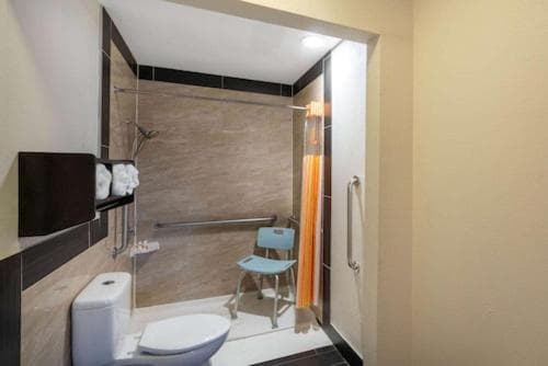 La Quinta Inn & Suites by Wyndham Fort Collins, Colorado gallery photo in Fort Collins, CO — image 31