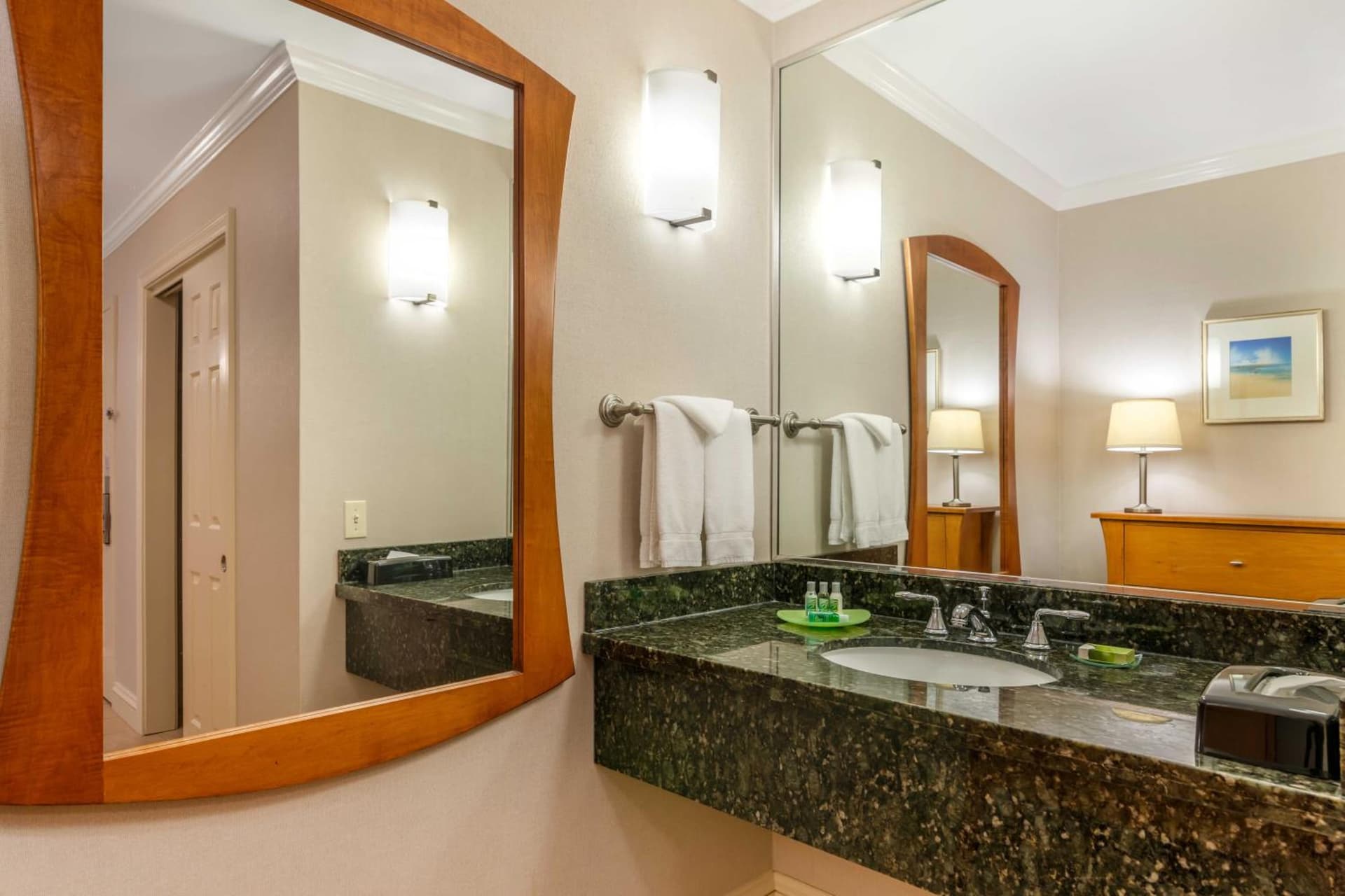 Gorges Grant Hotel gallery photo in Ogunquit — image 4