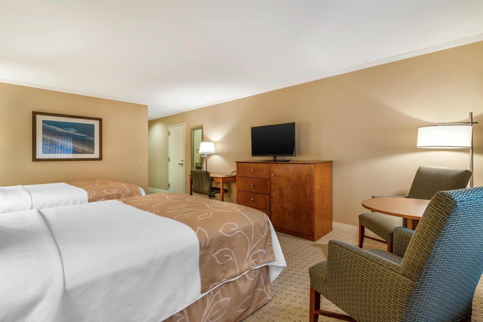 Gorges Grant Hotel interior in Ogunquit — gallery photo 2