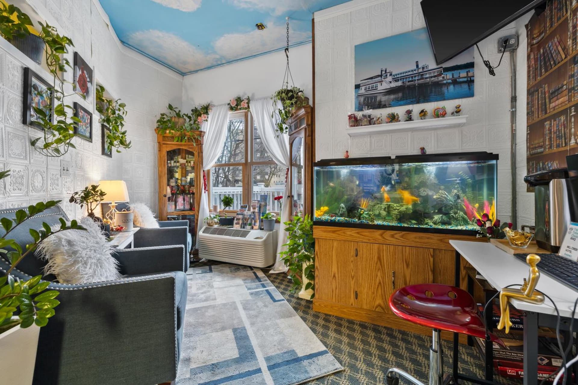 Mill Creek Hotel gallery photo in Lake Geneva, WI — image 27