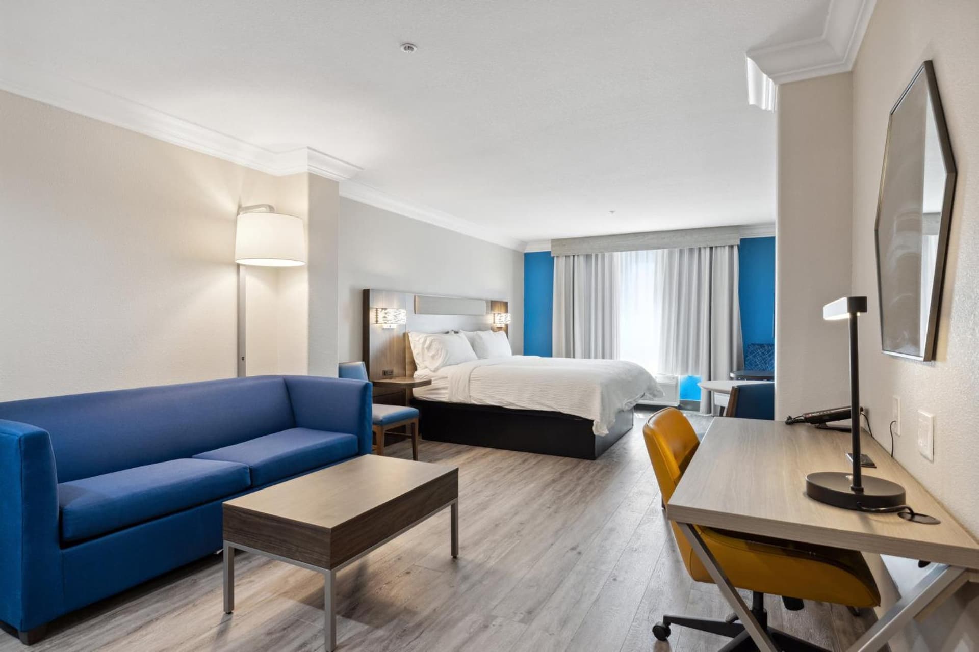 Holiday Inn Express Hotel & Suites Vacaville by IHG gallery photo in Vacaville, CA — image 34