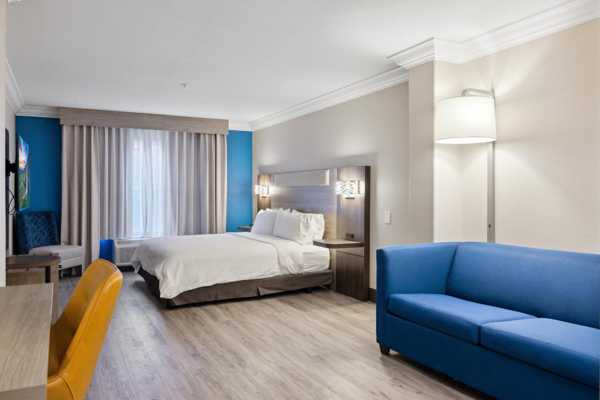 Holiday Inn Express Hotel & Suites Vacaville by IHG gallery photo in Vacaville, CA — image 31