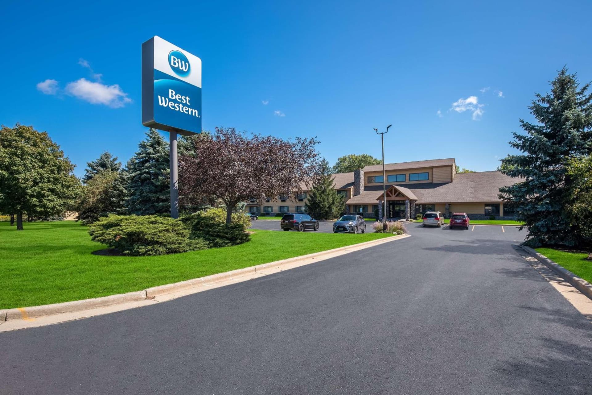 Best Western Germantown Inn featured exterior or lobby in Germantown, WI — similar hotel