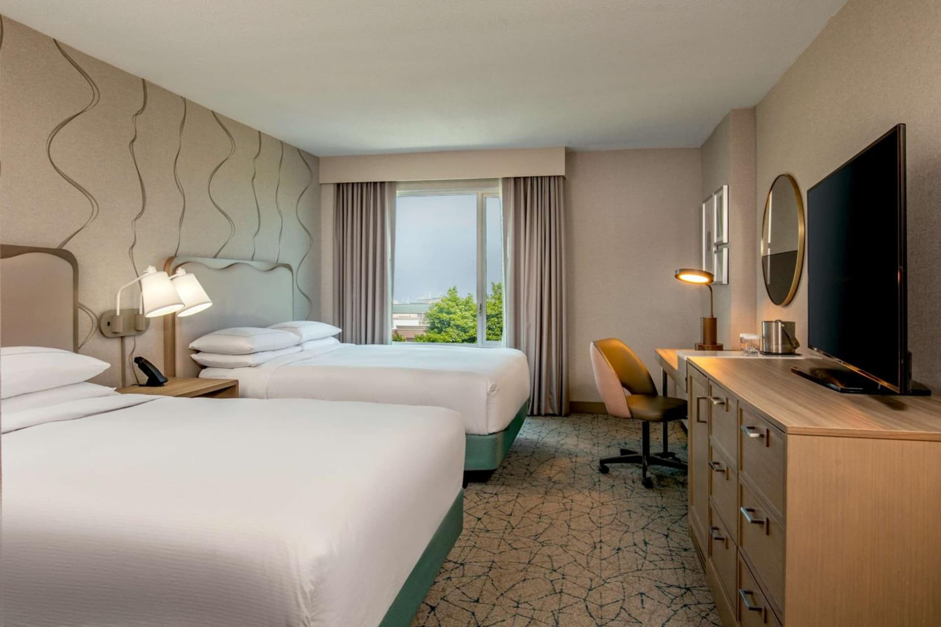 DoubleTree by Hilton Hotel and Conference Center Chicago North Shore gallery photo in Skokie, IL — image 40