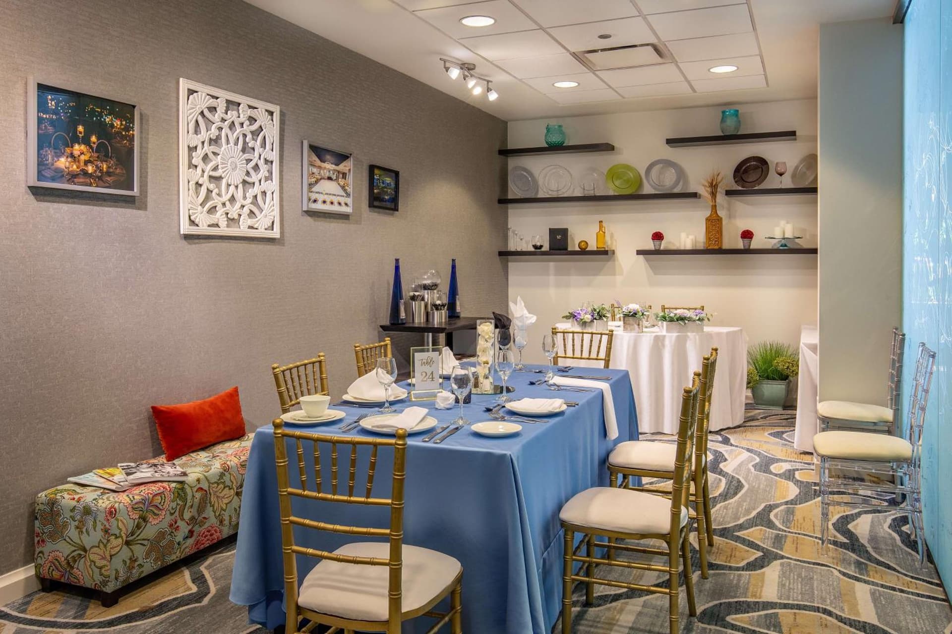 DoubleTree by Hilton Hotel and Conference Center Chicago North Shore gallery photo in Skokie, IL — image 25