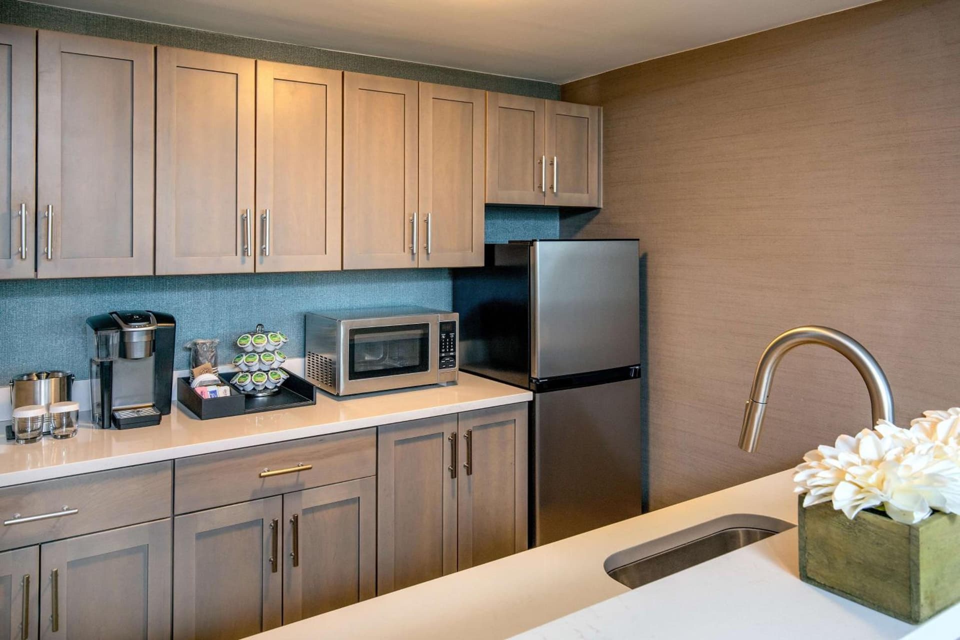 DoubleTree by Hilton Hotel and Conference Center Chicago North Shore gallery photo in Skokie, IL — image 54