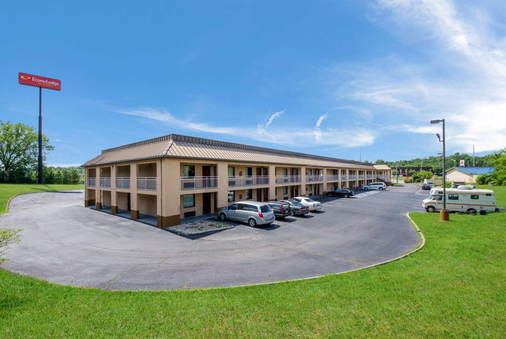 Econo Lodge Inn & Suites Knoxville East property views in Knoxville, TN — gallery photo 3
