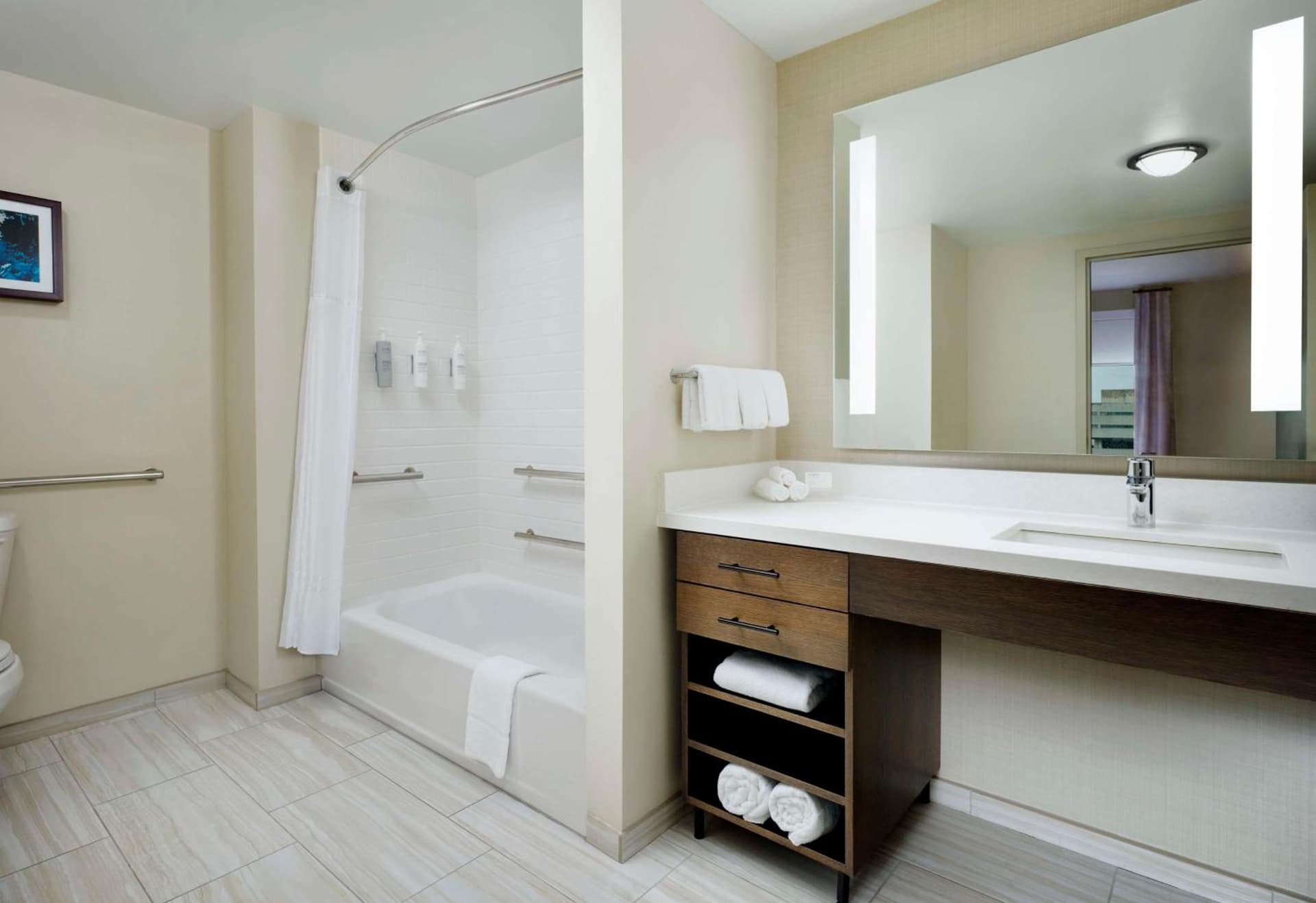 Homewood Suites By Hilton Louisville Downtown gallery photo in Louisville, KY — image 31