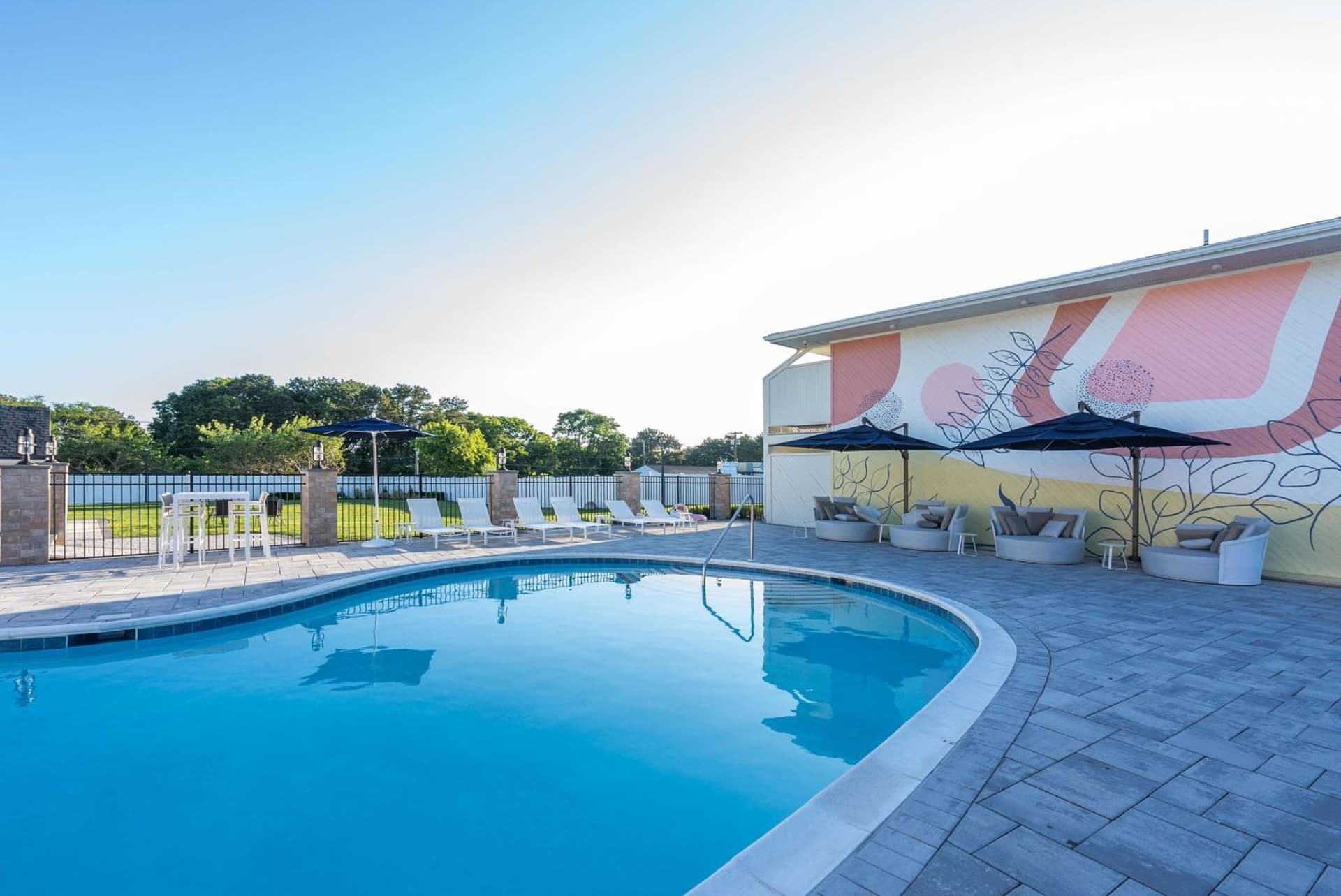The Bentley Hotel Southampton gallery photo in Southampton, NY — image 39