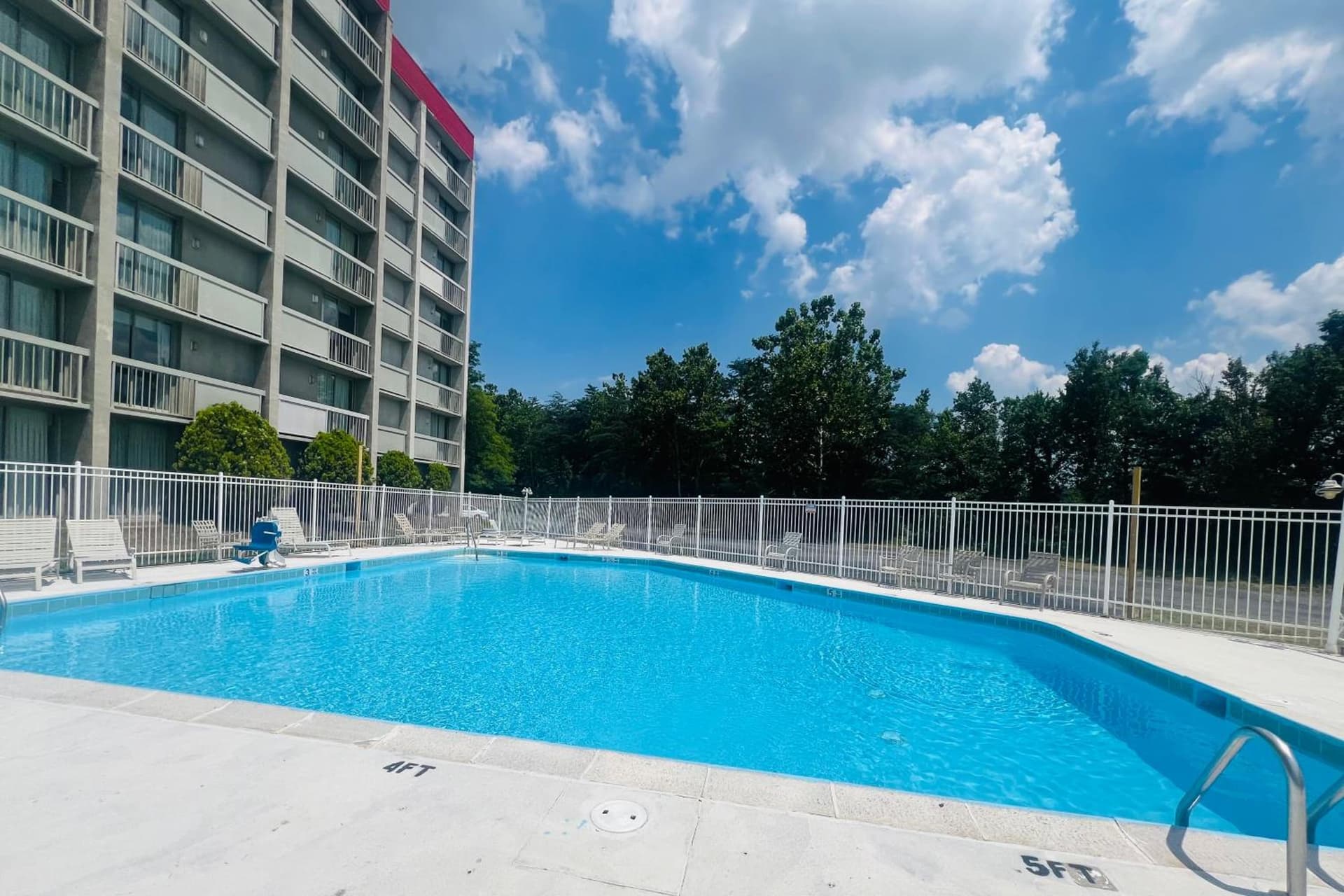Clarion Hotel BWI Airport Arundel Mills property views in Hanover, MD — gallery photo 3