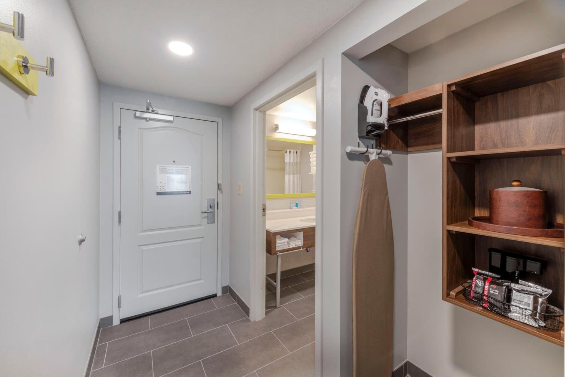 Hampton Inn & Suites Burlington gallery photo in Burlington, NC — image 32