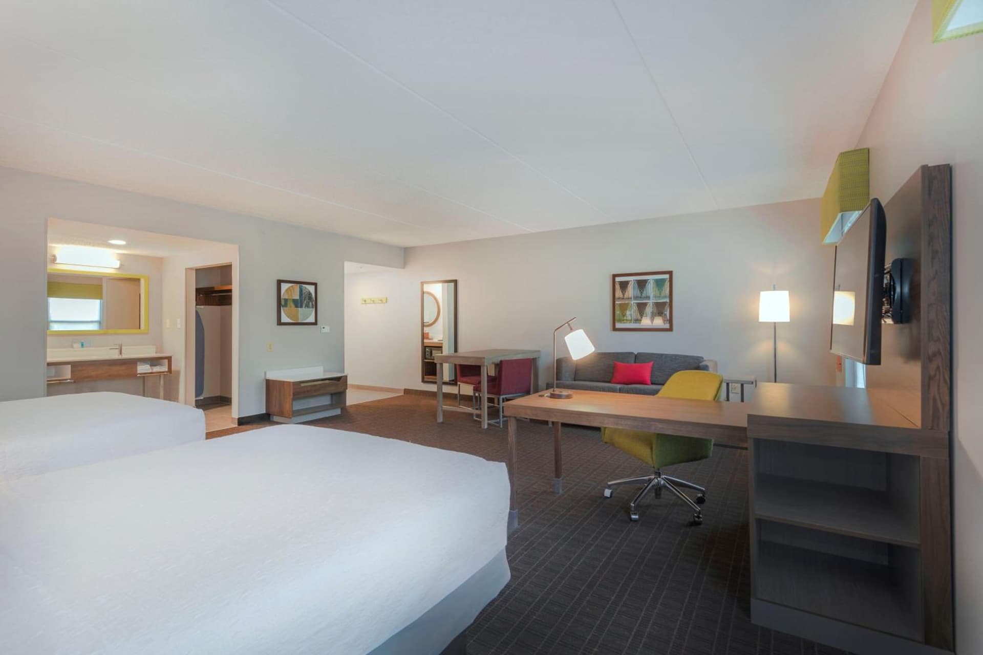 Hampton Inn & Suites Burlington gallery photo in Burlington, NC — image 15