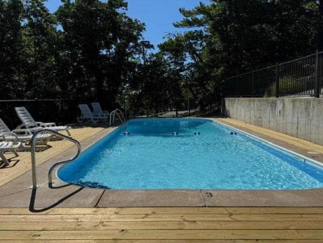 Sunset Beach Resort property views in Osage Beach, MO — gallery photo 3