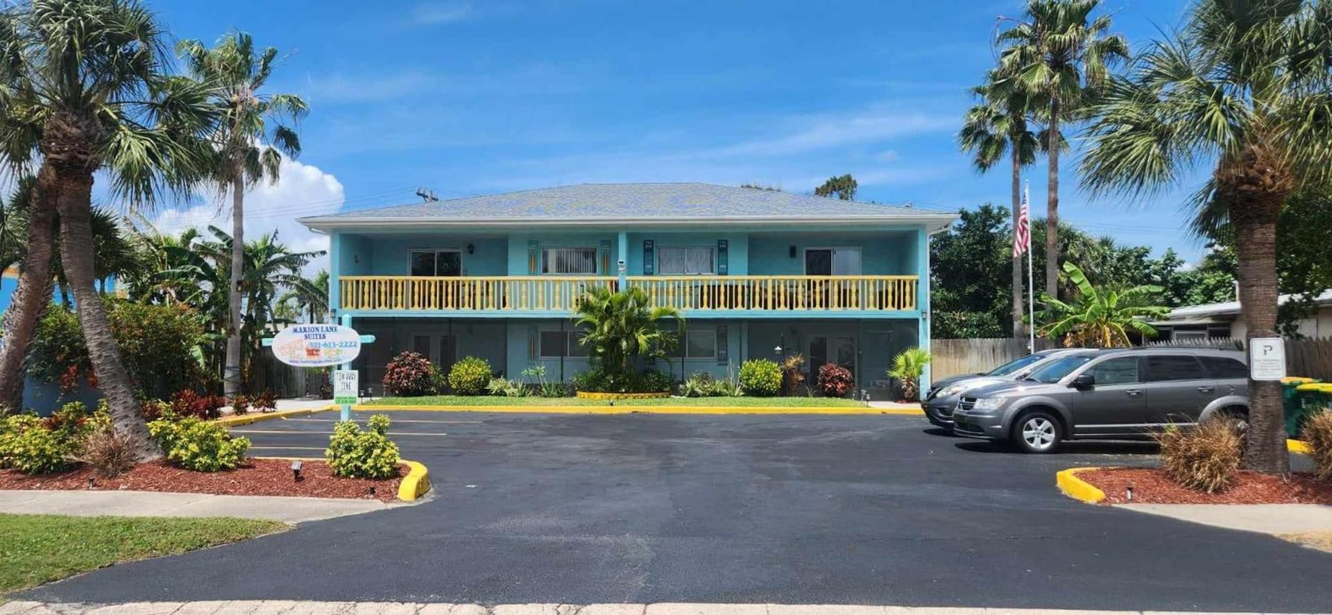 Marion Lane Suites featured exterior or lobby in Cocoa Beach, FL — similar hotel