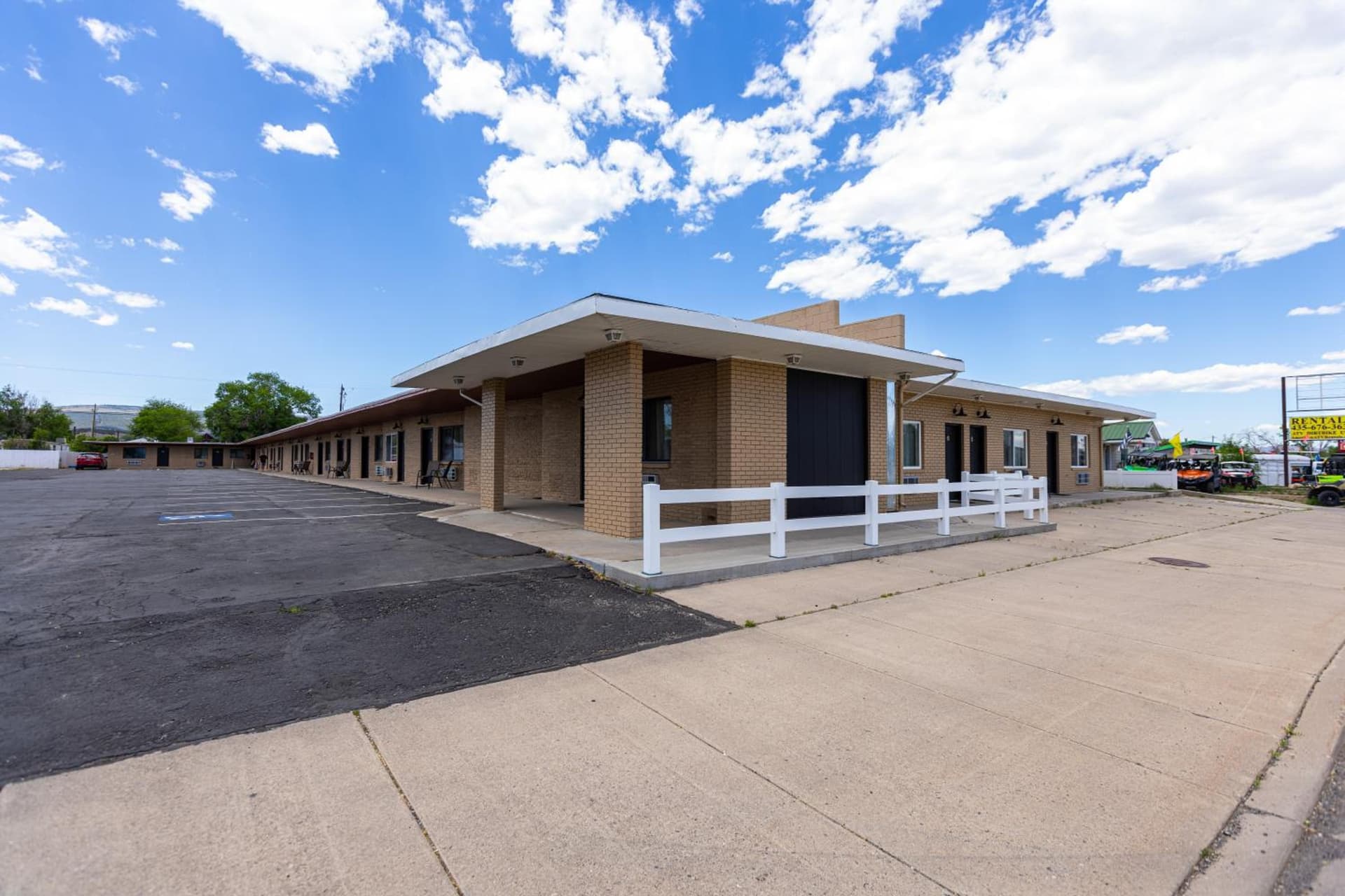 The Golden Spur Hotel property views in Panguitch, UT — gallery photo 3